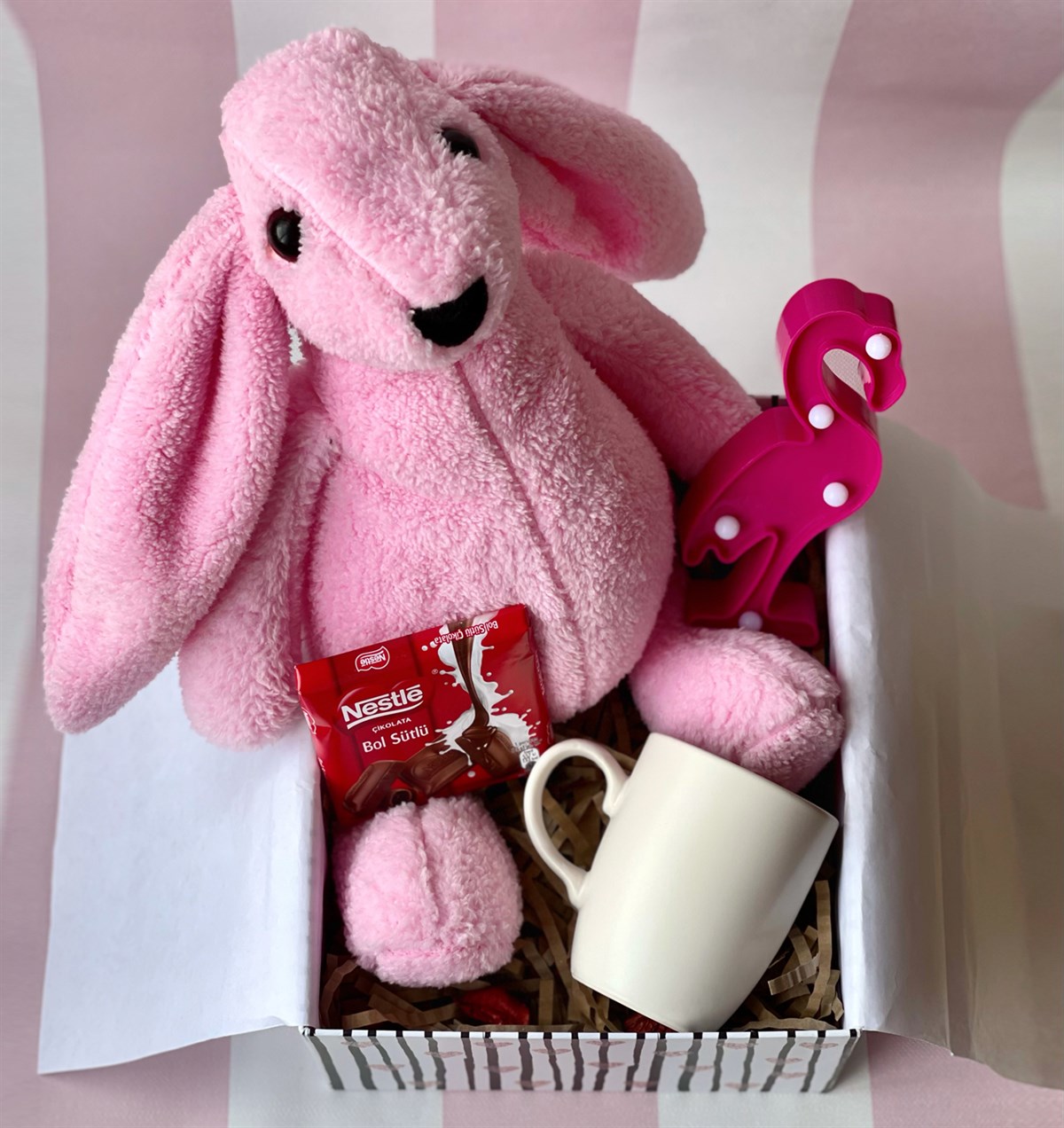 Beyaz Bulut Kupa Sevimli Peluş Tavşan Mini Flamingo Lamba Ve Çikolata Set giftmodaGmhs100778