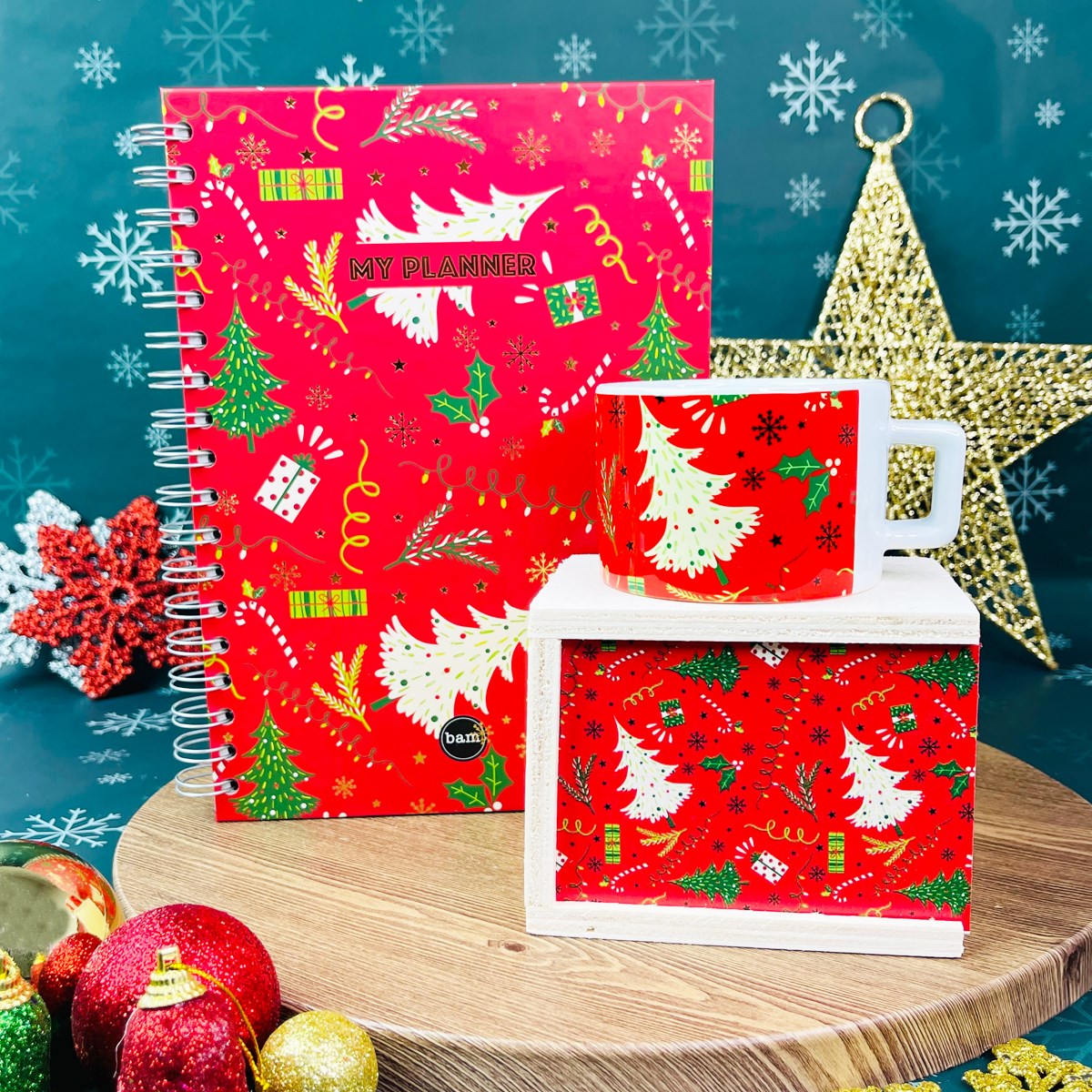 Kırmızı Noel Tasarımlı Konuşan Ajanda Ve Kutulu Kupa Hediye SetigiftmodaGmhs101253