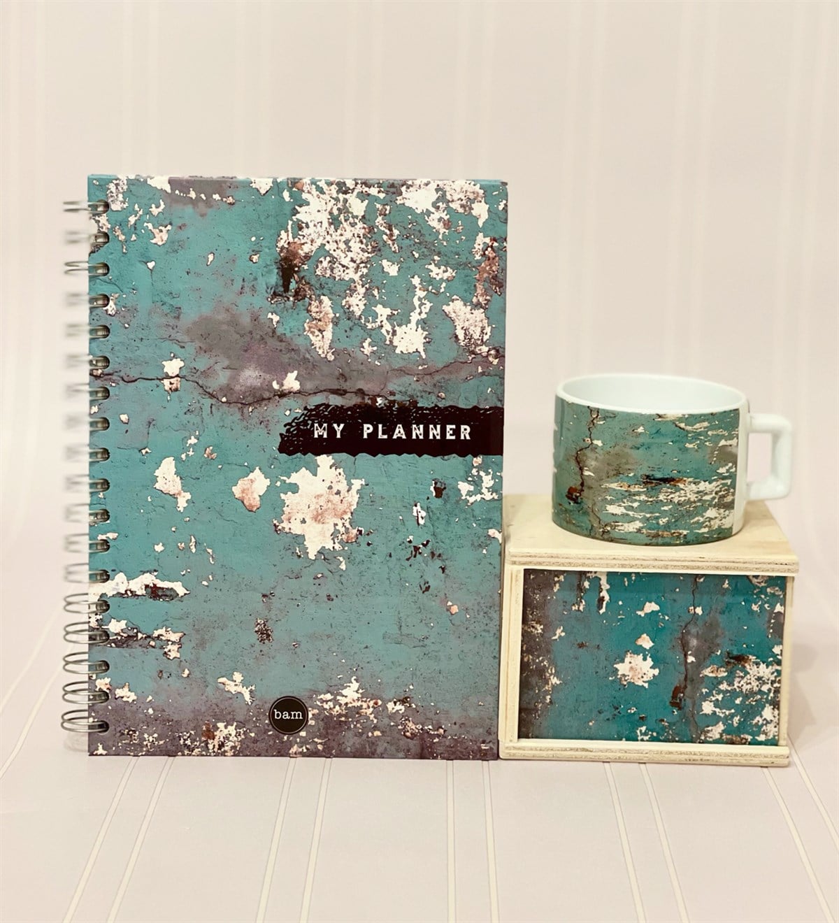 Paslı Demir Tasarımlı Konuşan Ajanda Ve Kutulu Kupa Hediye SetiGiftmodaGmhs100497