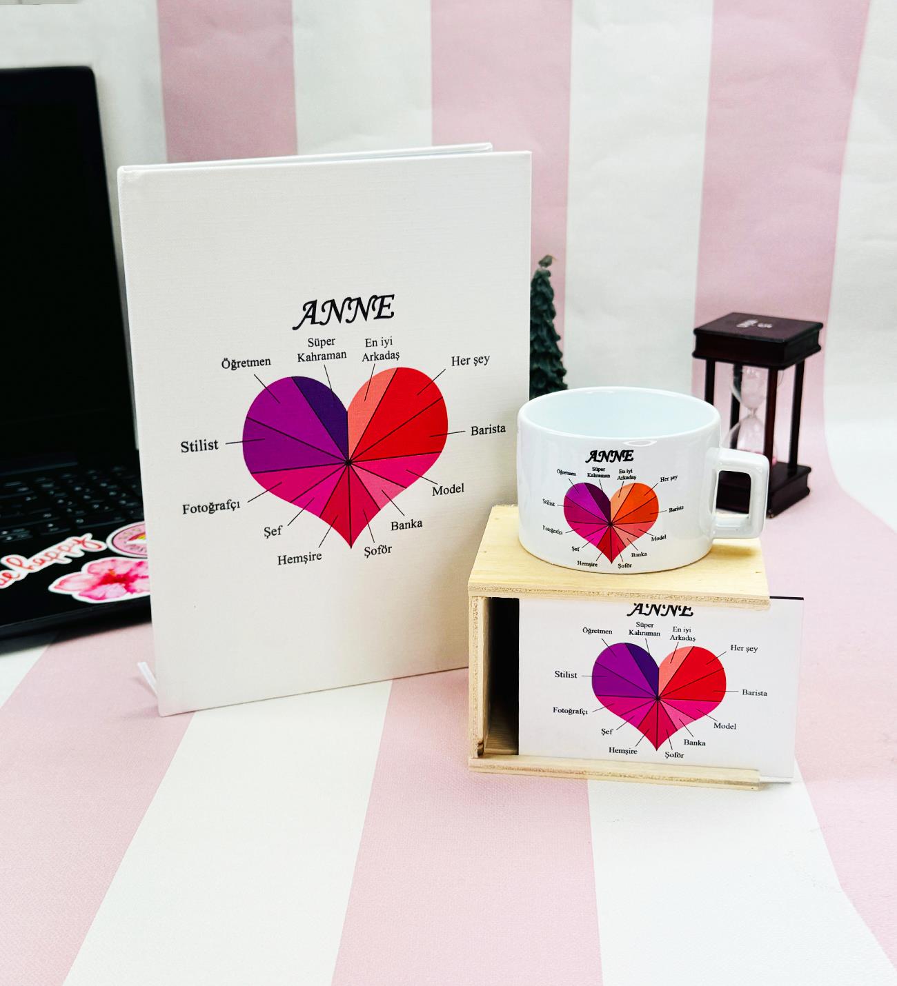 Süper Anne Tasarımlı Kutulu Kupa Ve Sert Kapaklı DeftergiftmodaGmhs102000