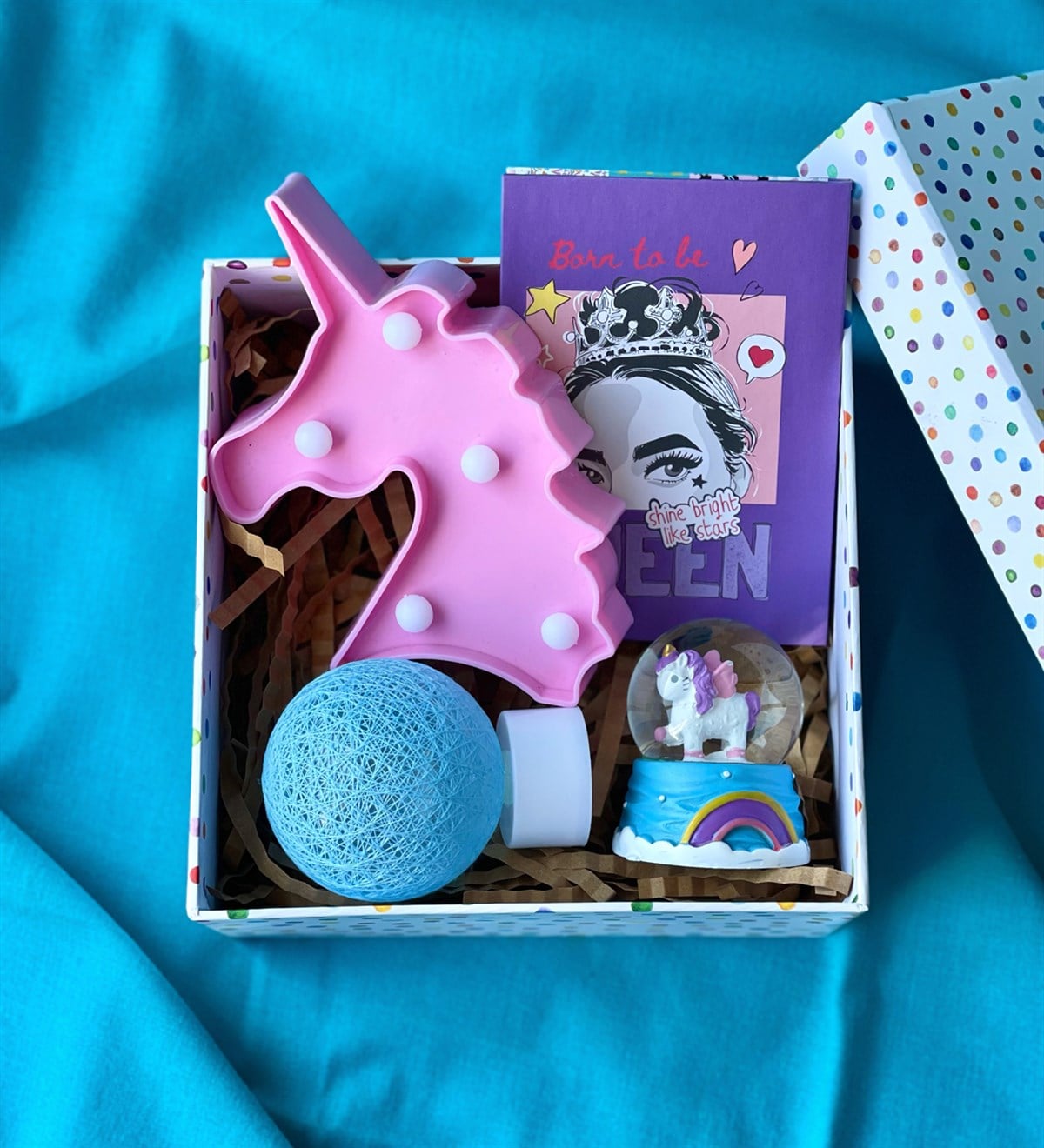 Özel Kutulu Pink Queen Mini Albüm Unicorn Lamba Mini Unicorn Gökkuşağı Kar Küresi Ve Hasır LambagiftmodaGmhs100671