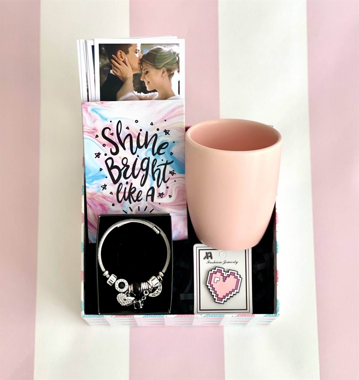 Kişiye Özel Elmas Motto Tasarımlı Mini Albüm Pembe Bulut Kupa Rozet Ve Kalp Pandora Bileklik Hediye SetigiftmodaGmhs100906