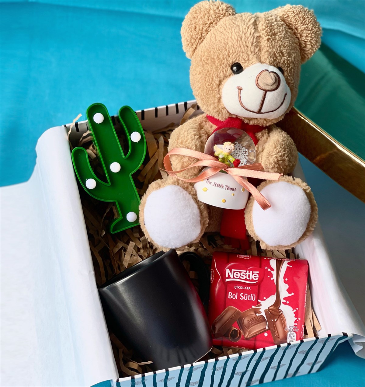 Peluş Ayıcık Kaktüs Lamba Siyah Bulut Kupa Çikolata Ve Mini Küçük Prens Kar Küresi SetgiftmodaGmhs100763