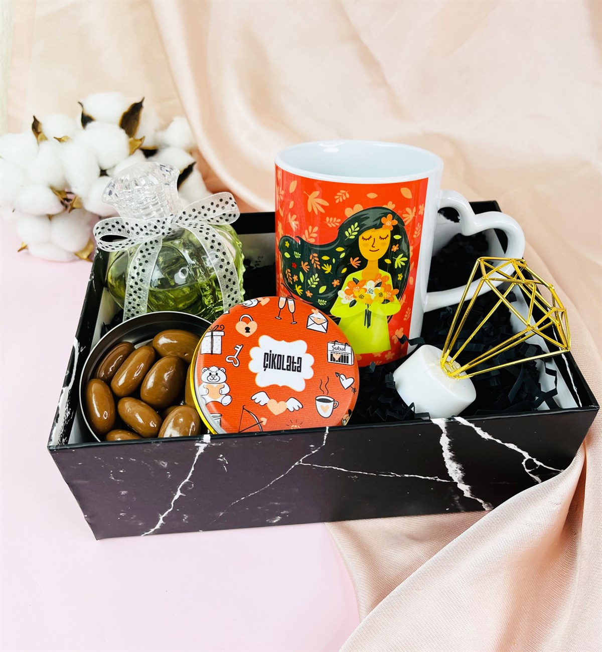 Özel Kutulu İlk Bahar Kızı Tasarımlı Hediye SetigiftmodaGmhs101592