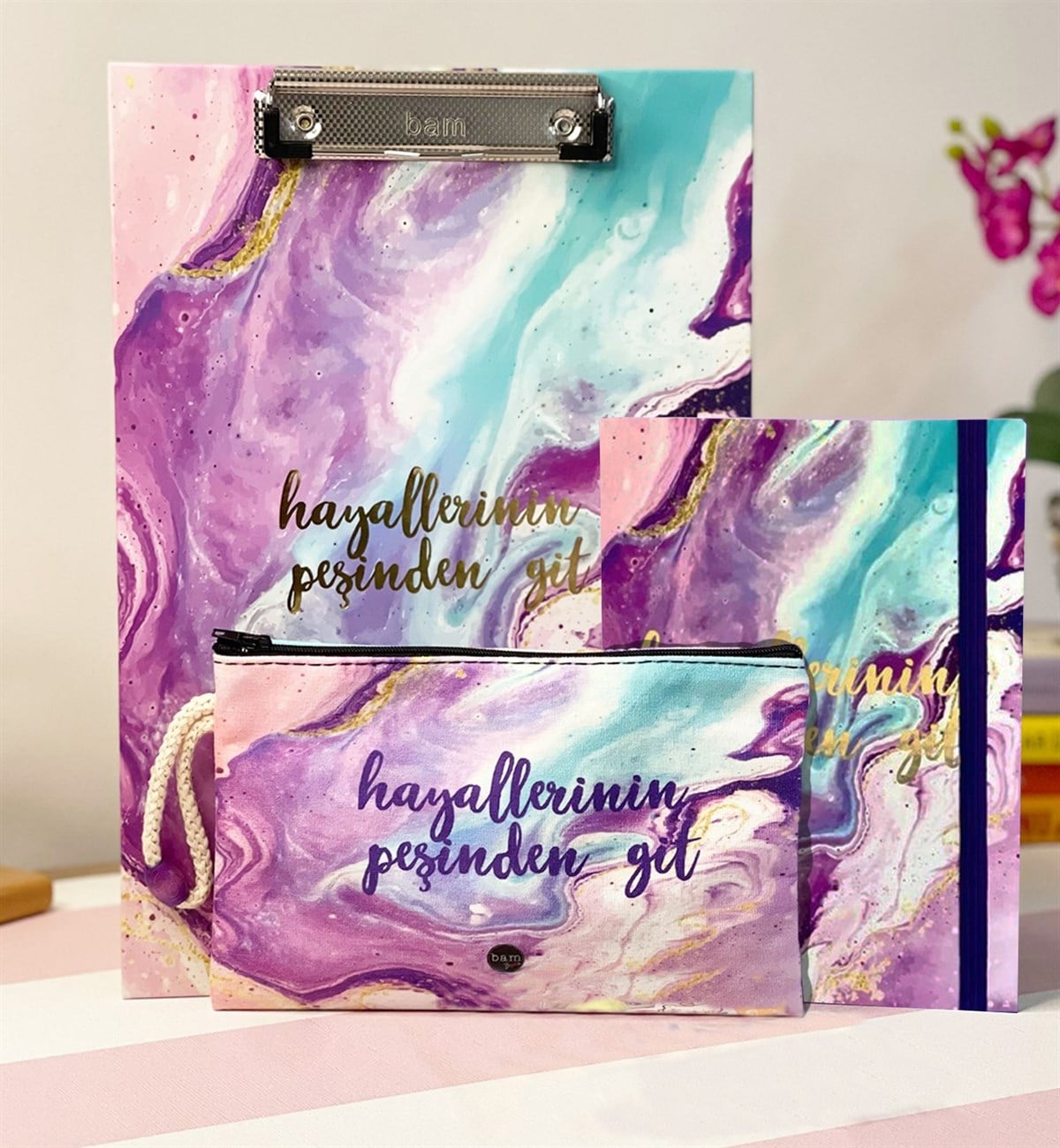 Hayallerinin Peşinden Git Tasarımlı Defter Kalemlik Ve Sekreterlik Kırtasiye SetigiftmodaGmhs101359