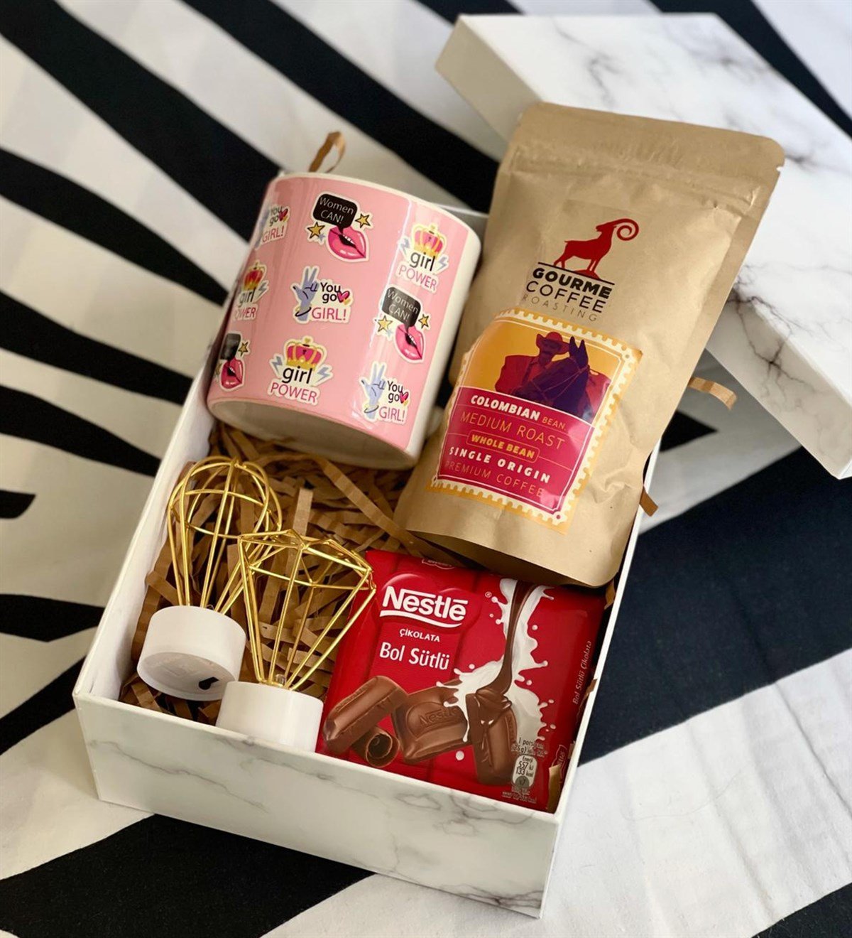 Women Can Tasarımlı Kupa Elmas Balon Gece Lambası Filtre Kahve Ve Çikolata Kadınlara Özel Hediye SetiGiftmodaGmhs100457