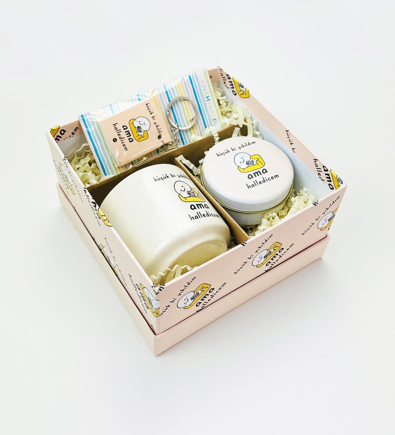 Küçük Bi Yıkıldım Tasarımlı Kutulu Hediye SetigiftmodaGmhs101993