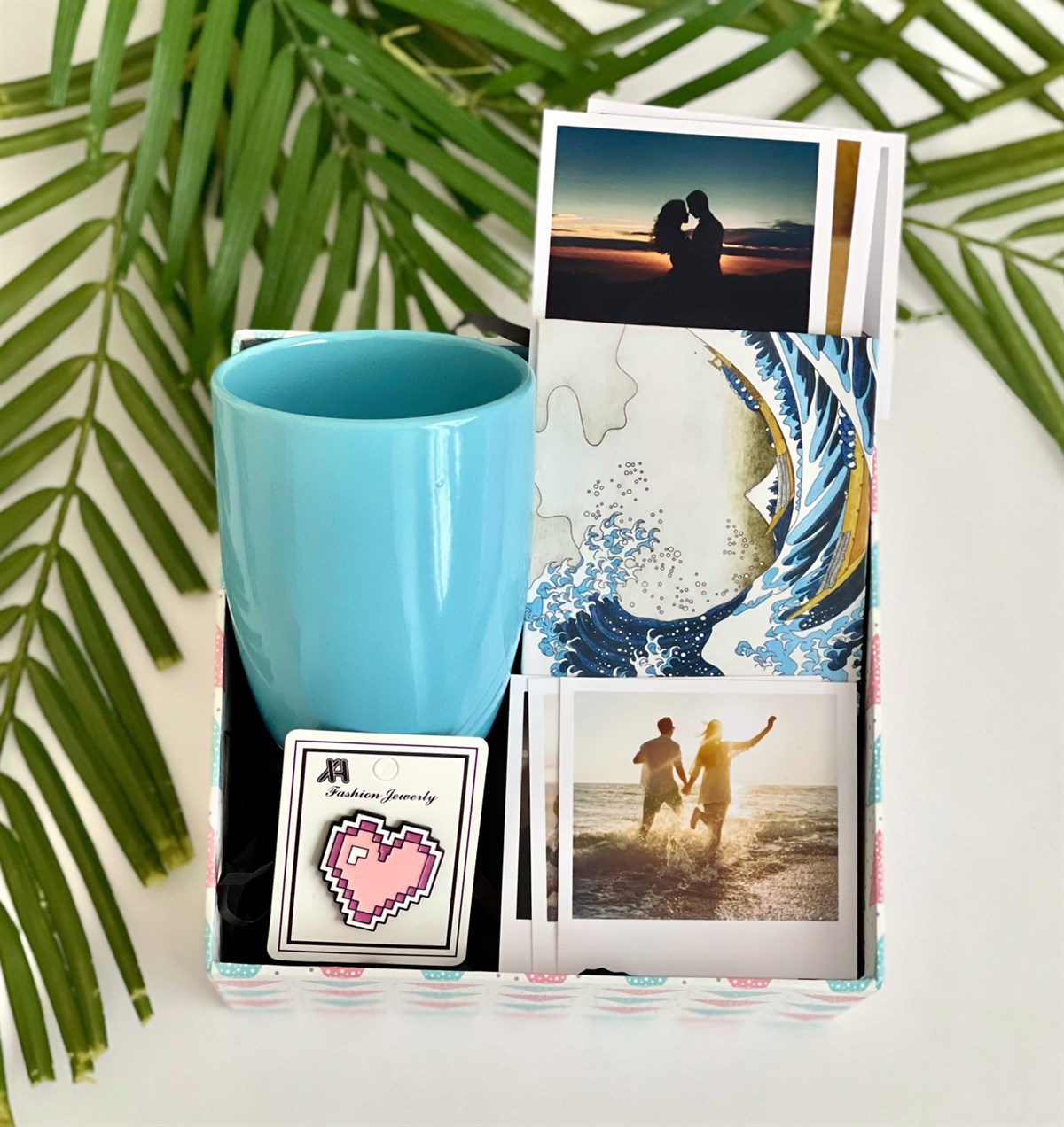 Kişiye Özel Dalga Tasarımlı Mini Albüm Mavi Bulut Kupa Ve Rozet Mini Hediye SetigiftmodaGmhs100920