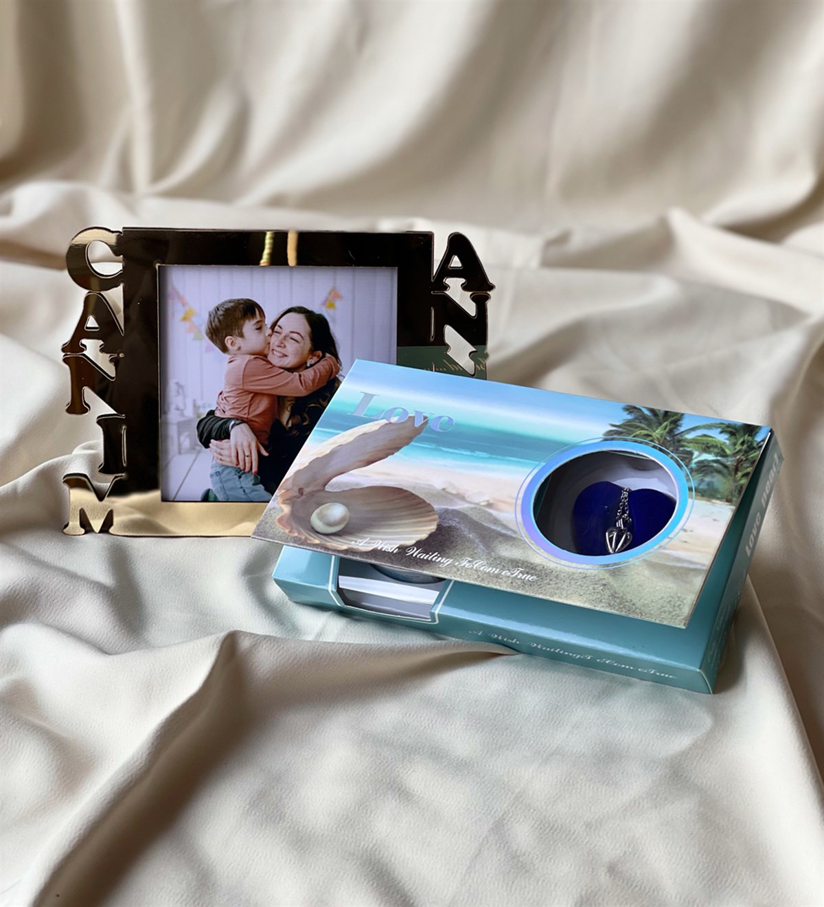 Kişiye Özel Gold Canım Annem Çeçeve Ve İnci Kolye Anneye Hediye SetiGiftmodaGmhs100608