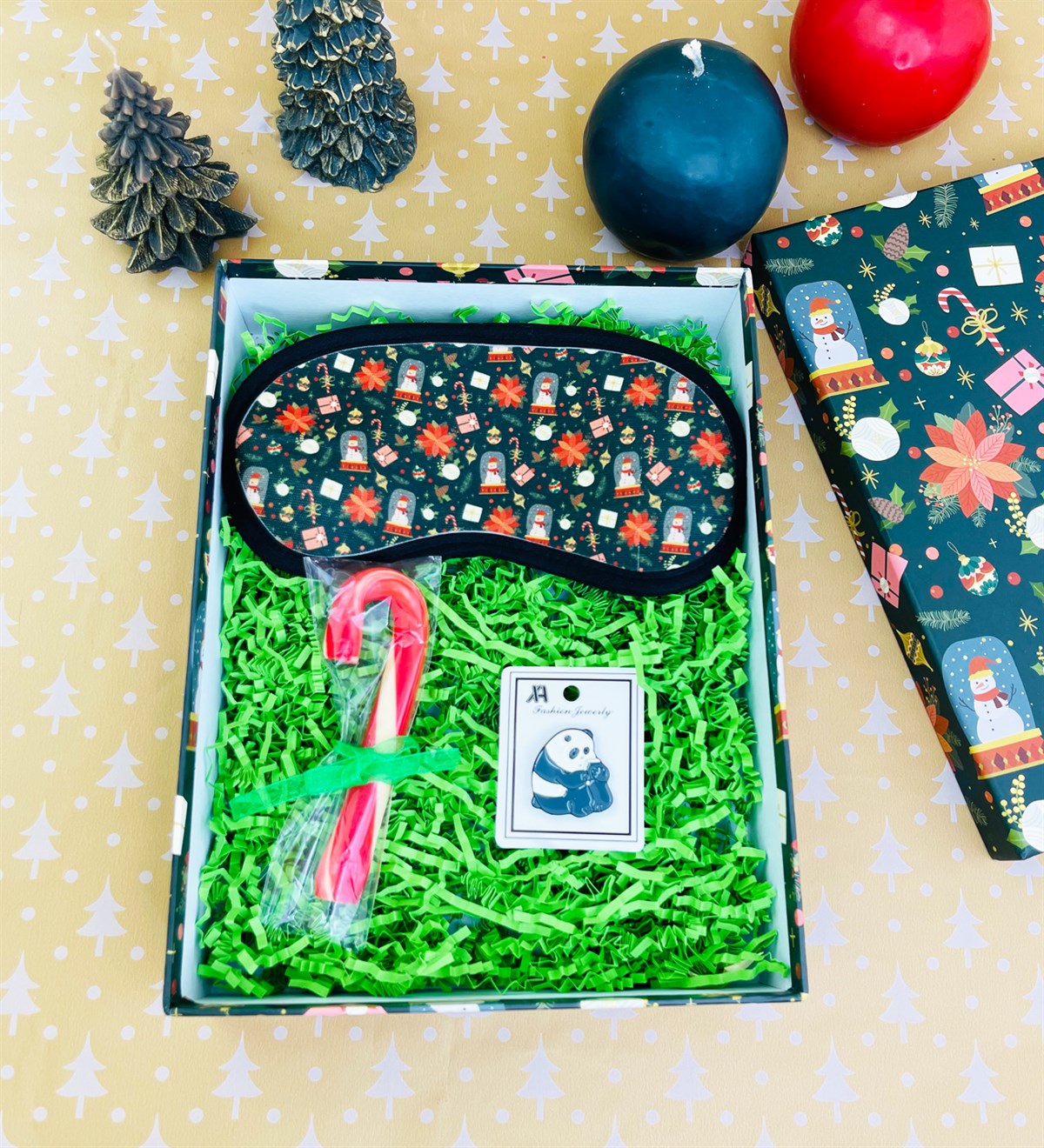 Yeşil Yılbaş Tasarımlıı Hediye SetigiftmodaGmhs101857