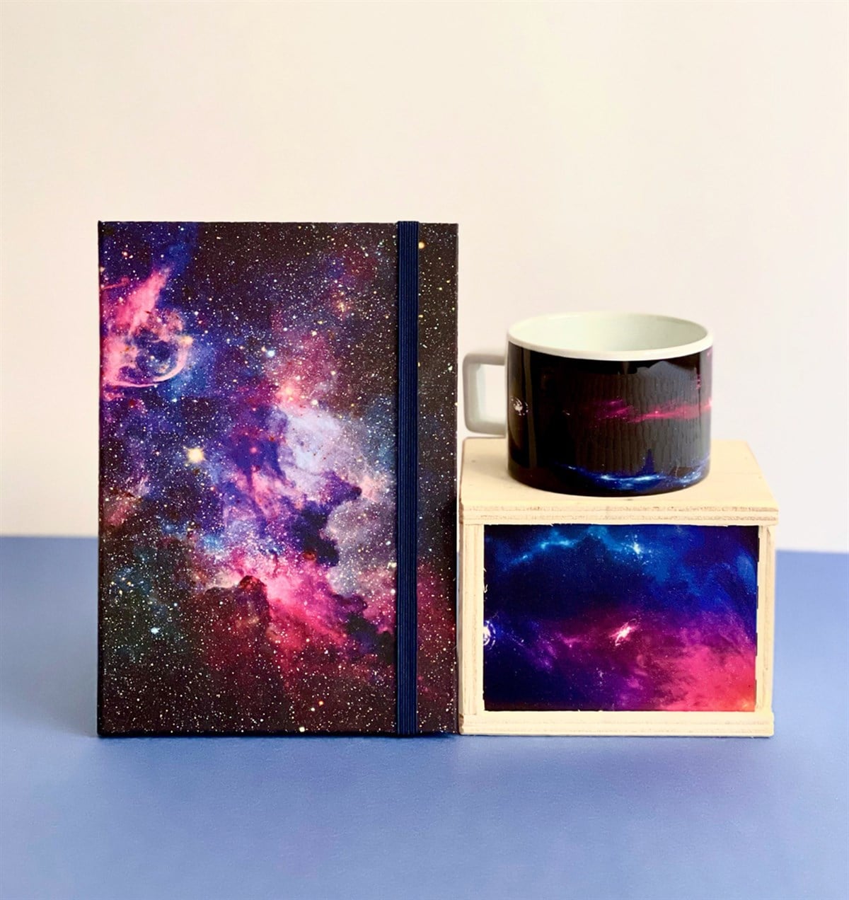 Space Tasarımlı Lastikli Defter Ve Kutulu Kupa SetGiftmodaGmhs100810