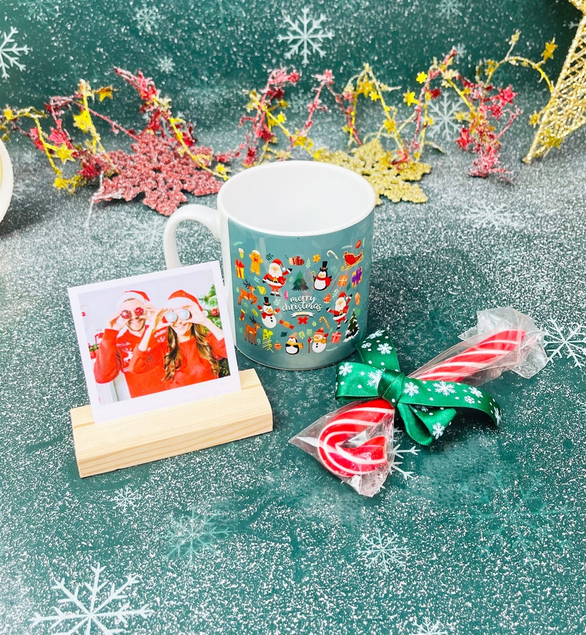 Mutlu Noeller Tasarımlı Yılbaşı Hediye SetigiftmodaGmhs101348