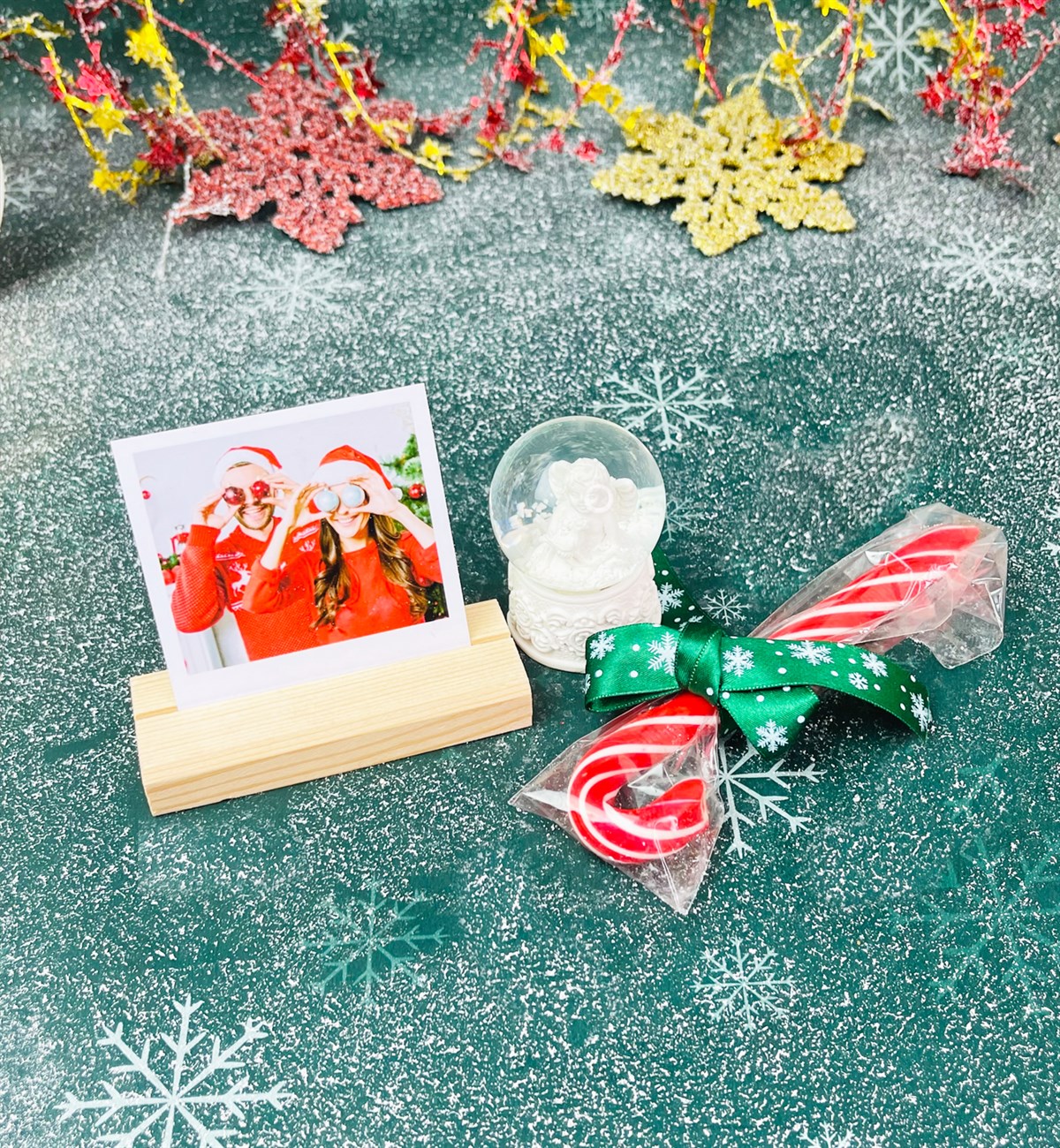 Kişiye Özel Ahşap Fotoğraf Tutucu Mini Melek Kar Küresi Ve Baston Şeker SetgiftmodaGmhs101289
