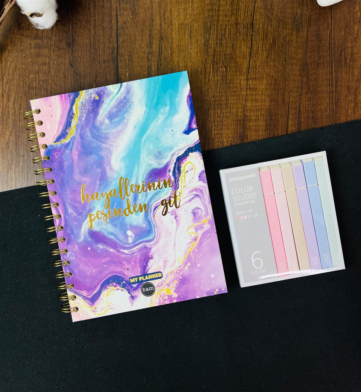 Hayallerinin Peşinden Git Konuşan Ajanda Ve 6'lı Studio Color Kesme Uçlu Keçeli Kalem SetgiftmodaGmhs101410