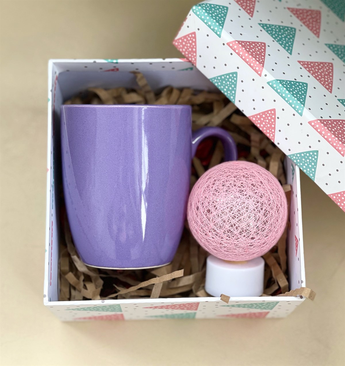 Özel Kutulu Mor Bulut Kupa ve Hasır Lamba Mini Hediye Seti giftmodaGmhs100832