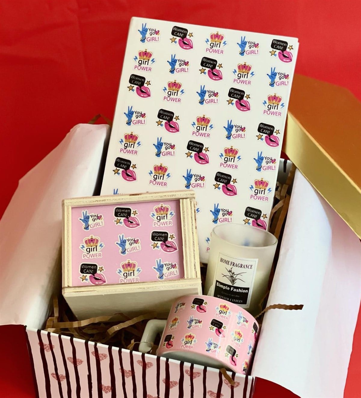 Women Can Tasarımlı Tarihsiz Ajanda Ktulu Kupa Ve Kokulu Cam Mum Kadınlara Özel Hediye SetiGiftmodaGmhs100445