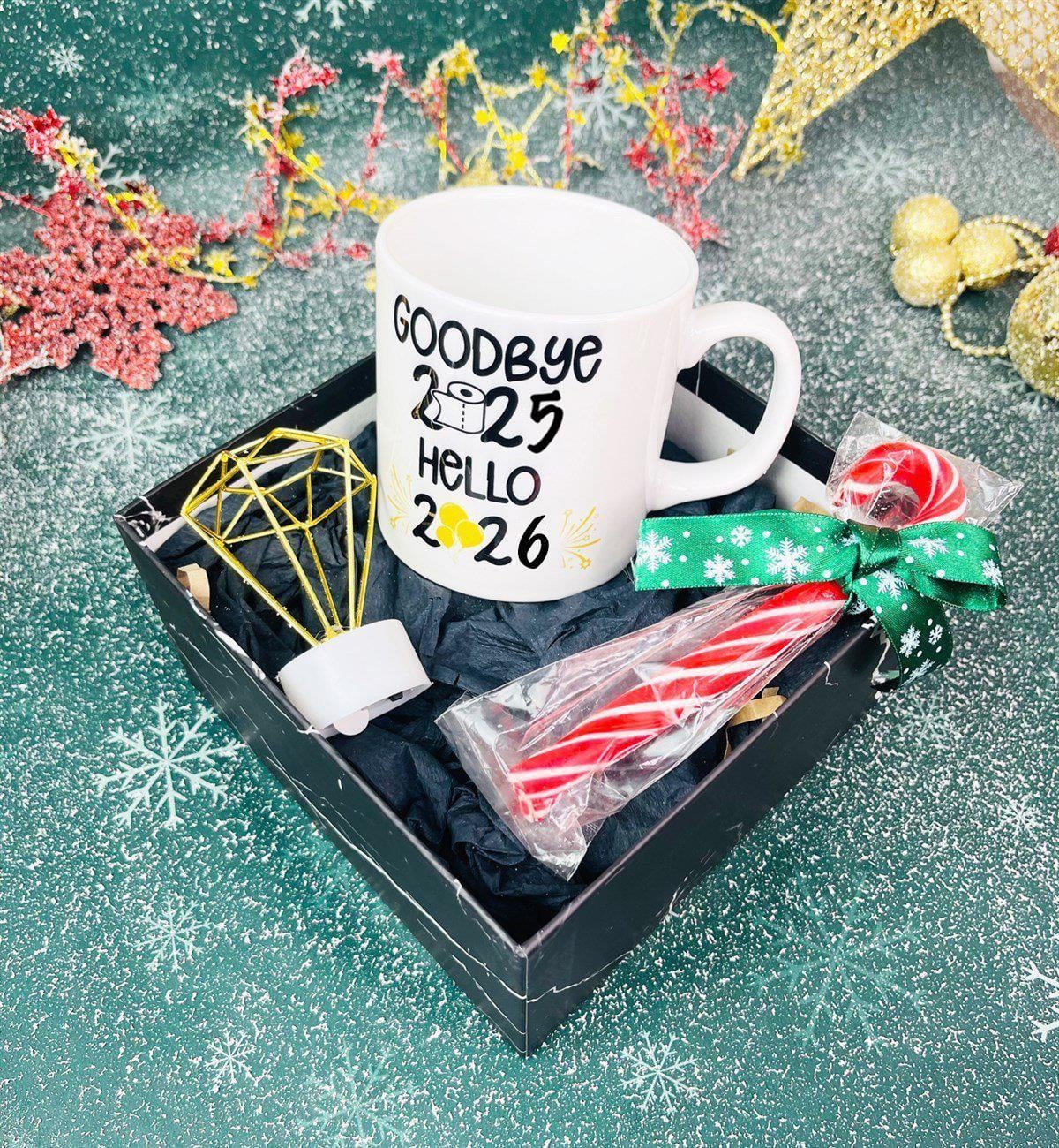 Güle Güle 2024 Merhaba 2025 Yılbaşı Tasarımlı Özel Elmas Lambalı Yeni Yıl Hediye SetigiftmodaGmhs101310