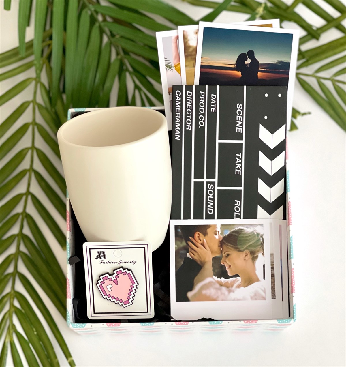 Kişiye Özel Klaket Tasarımlı Mini Albüm Beyaz Bulut Kupa Ve Rozet Mini Hediye SetigiftmodaGmhs100918