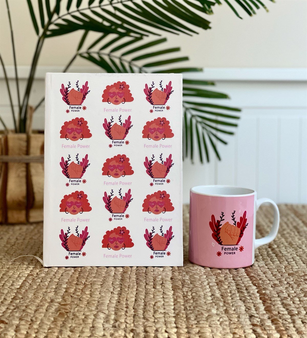 Kadın Gücü Tasarımlı Kupa Ve Tarihsiz AjandaGiftmoda Gmhs100467