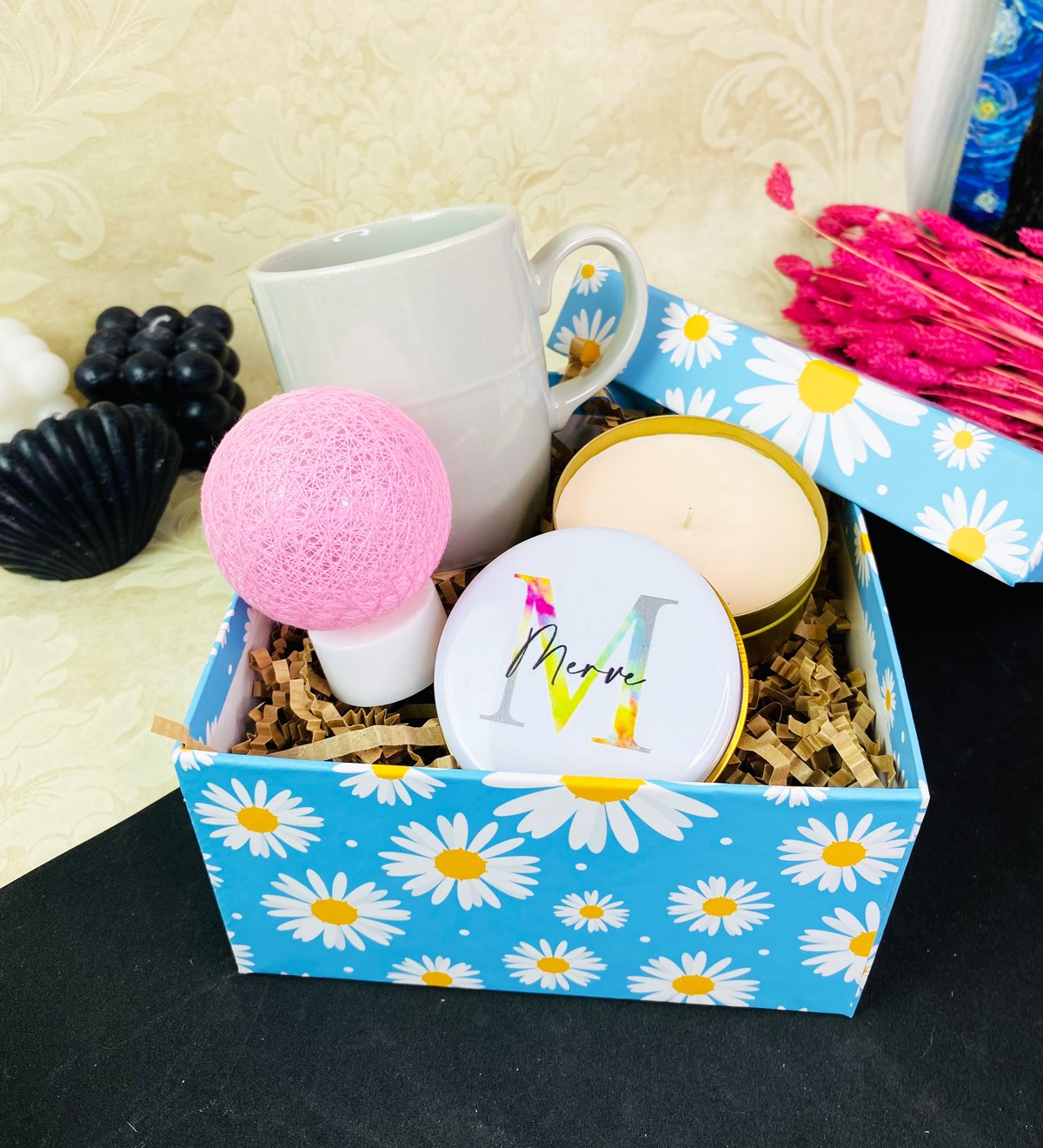  Kişiye Özel Love Blast Tasarımlı Mini Hediye SetigiftmodaGmhs101646