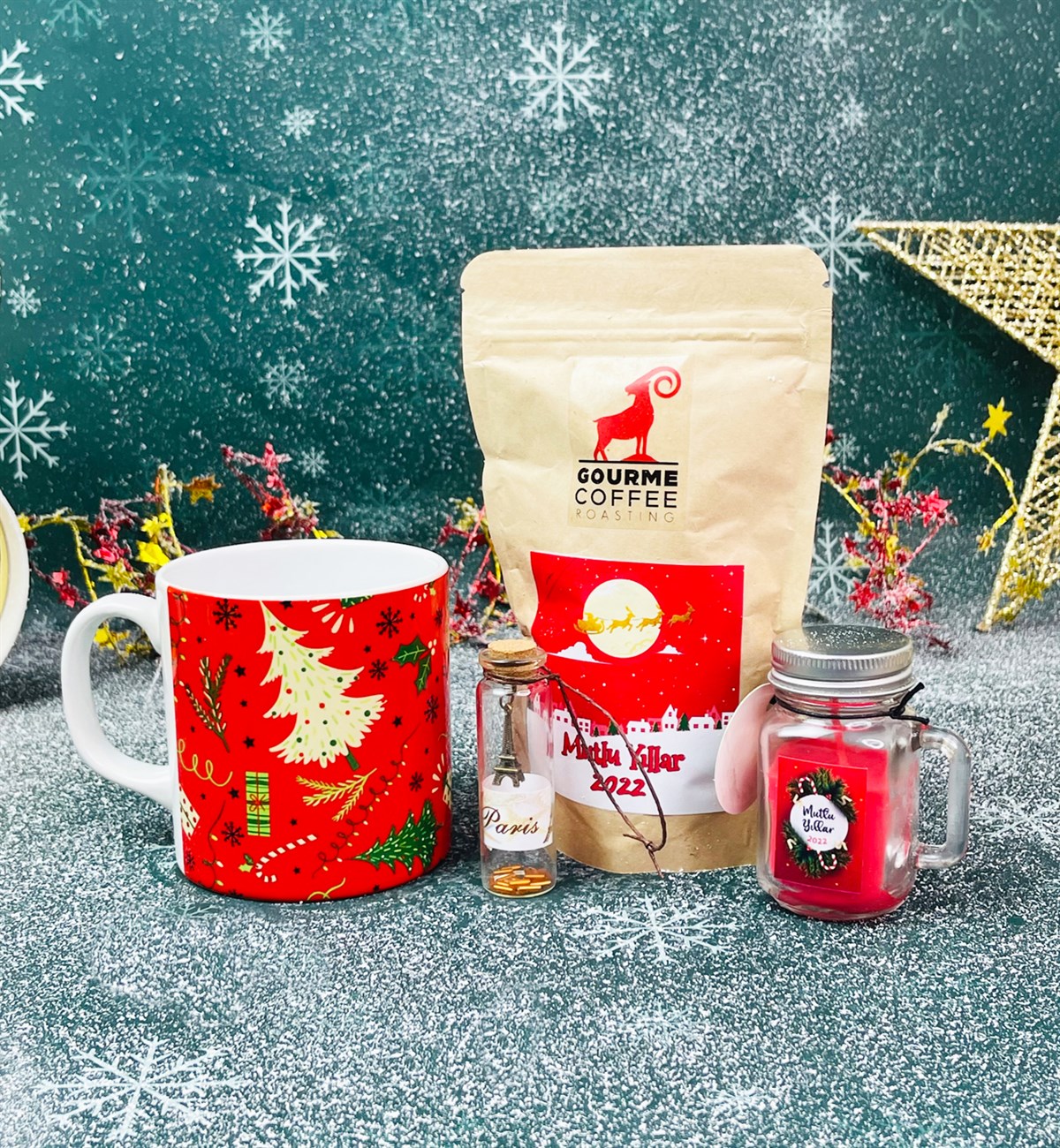 Kırmızı Yeni Yıl Tasarımlı Kupa Filtre Kahve Dilek Şişesi Ve Kokulu Mum Yılbaşı SetigiftmodaGmhs101294