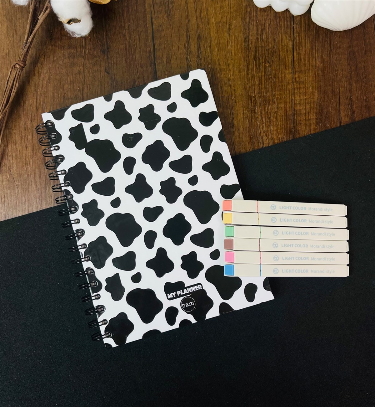 İnek Tasarımlı Konuşan Ajanda Ve 6'lı Morandi Tarzı İskandinav Tonları Marker Kalem SetgiftmodaGmhs101410