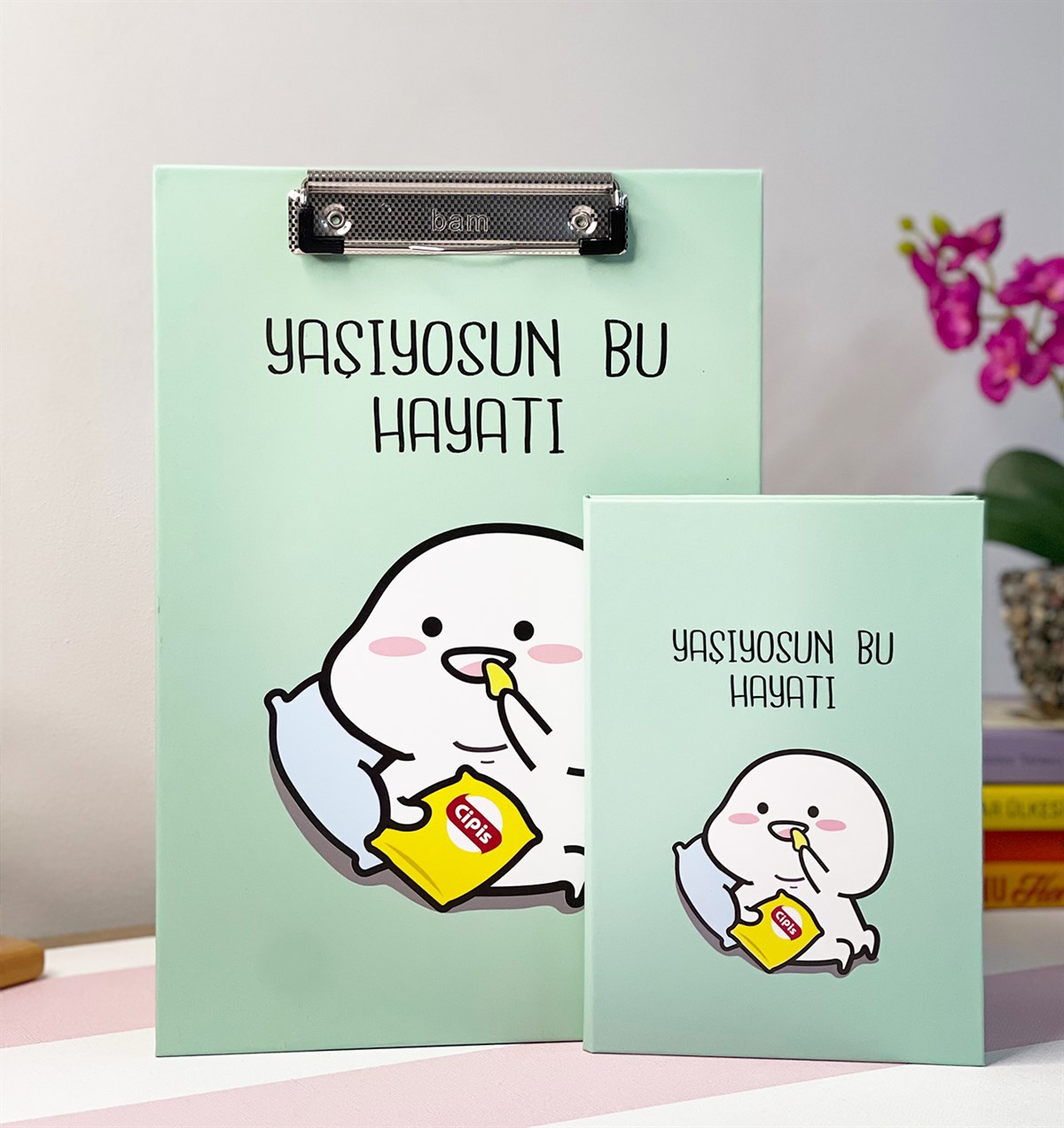 Yaşıyosun Bu Hayatı Tasarımlı Sekreterlik Ve Lastikli Defter SetgiftmodaGmhs101185
