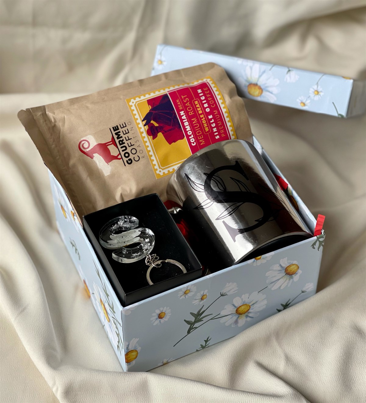 Özel Kutulu Gümüş Epoksi Anahtarlık Kupa Ve Filtre Kahve Hediye SetigiftmodaGmhs100661