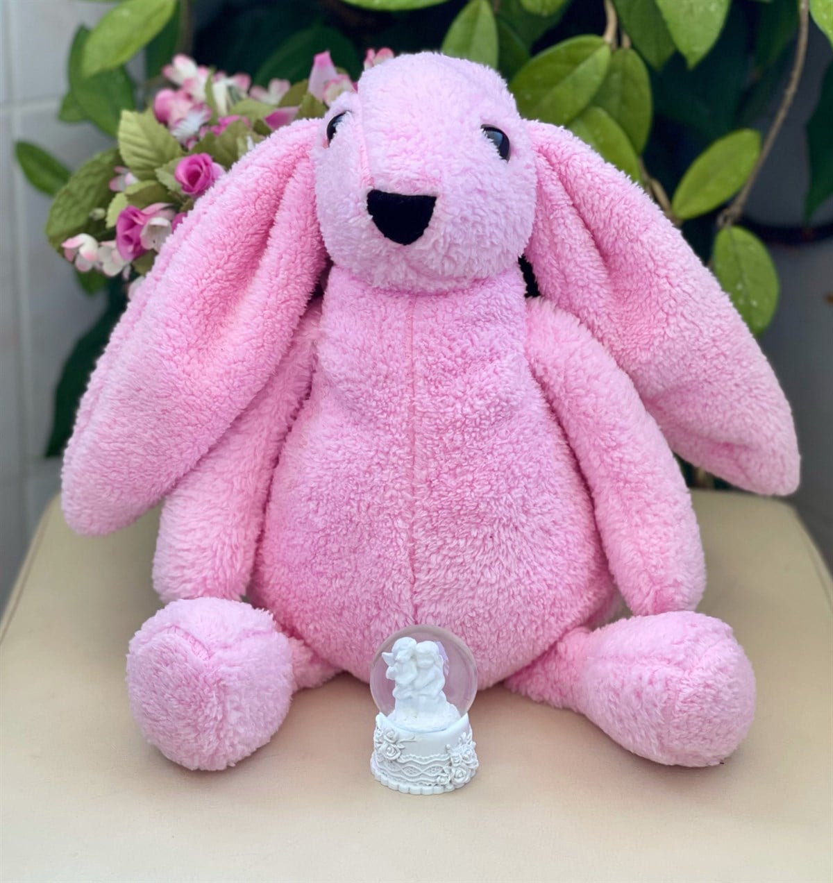 Sevimli Pembe Peluş Tavşan Ve Mini Beyaz Melek Kar Küresigiftmoda Gmhs100852