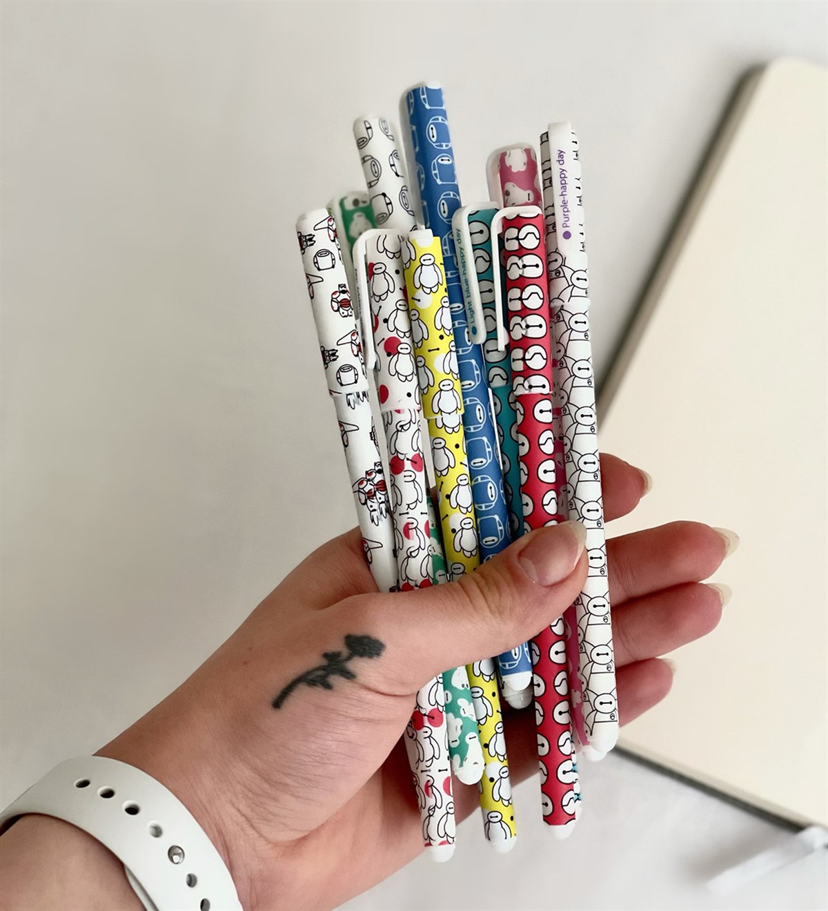 Çizgi Karekter Tasarımlı 10'lu Jel KalemGiftmodaGmkm100009