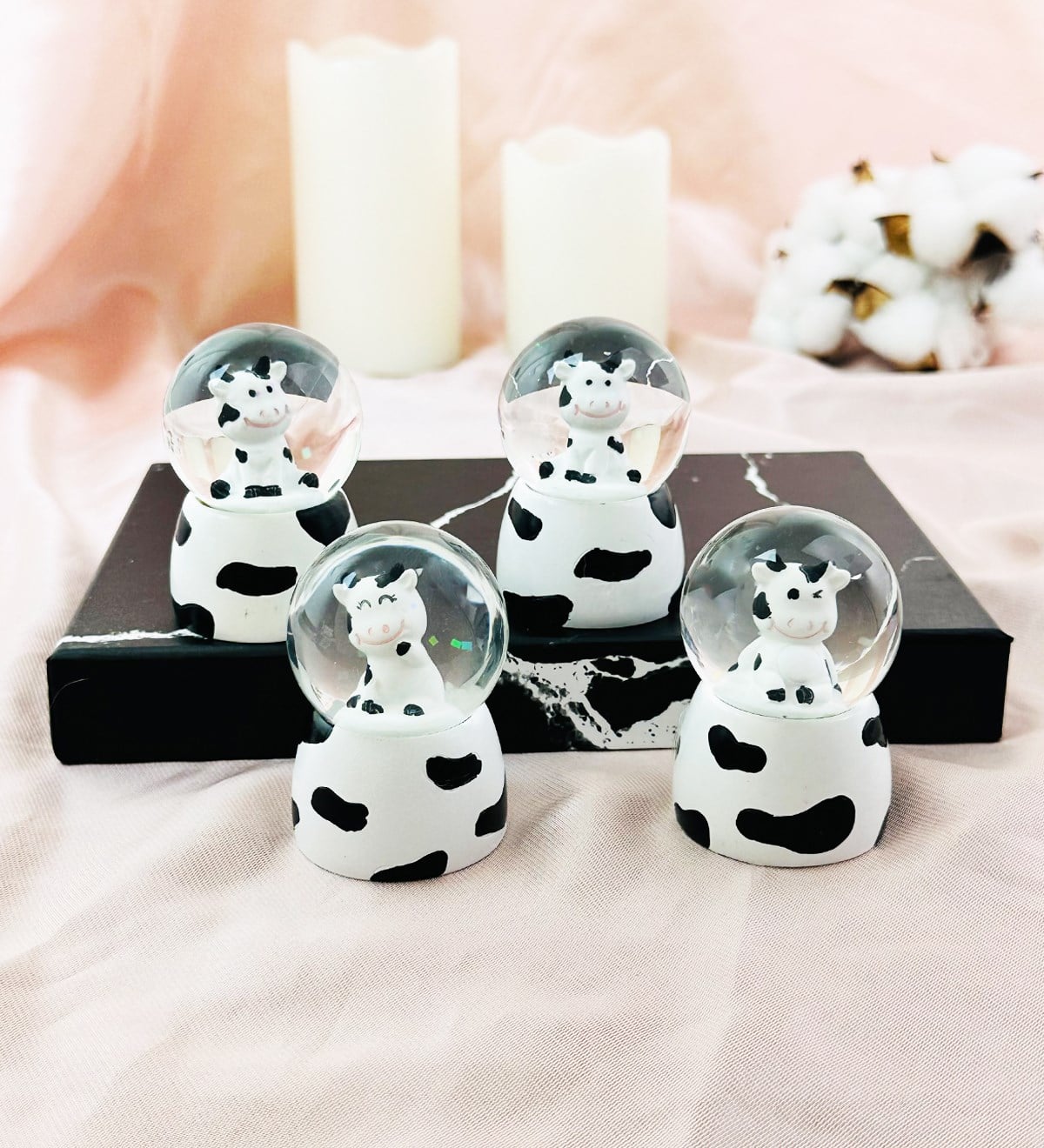 İnek Tasarımlı Mini Işıklı Kar Küresi	giftmodaGM-5018	