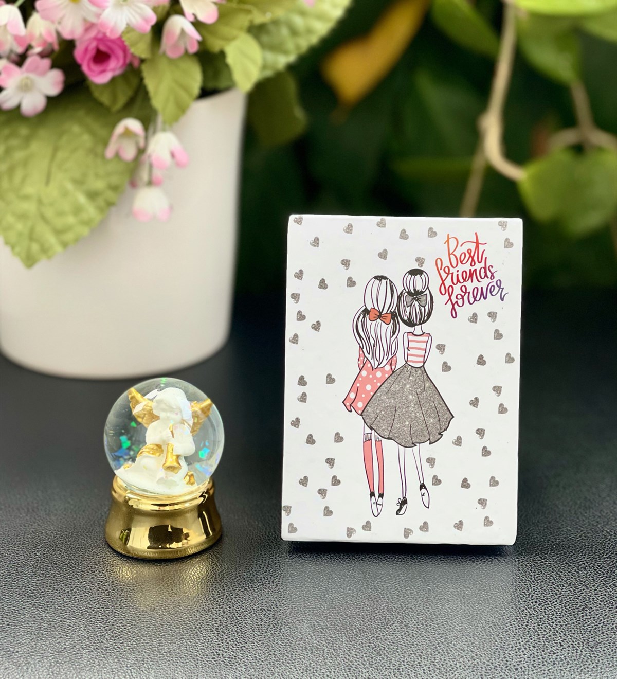 Kişiye Özel 6 Fotoğraflı Best Friends Forever Tasarımlı Mini Albüm Ve Altınyaldzlı Mini Kar Küresi SetGiftmodaGmhs100058