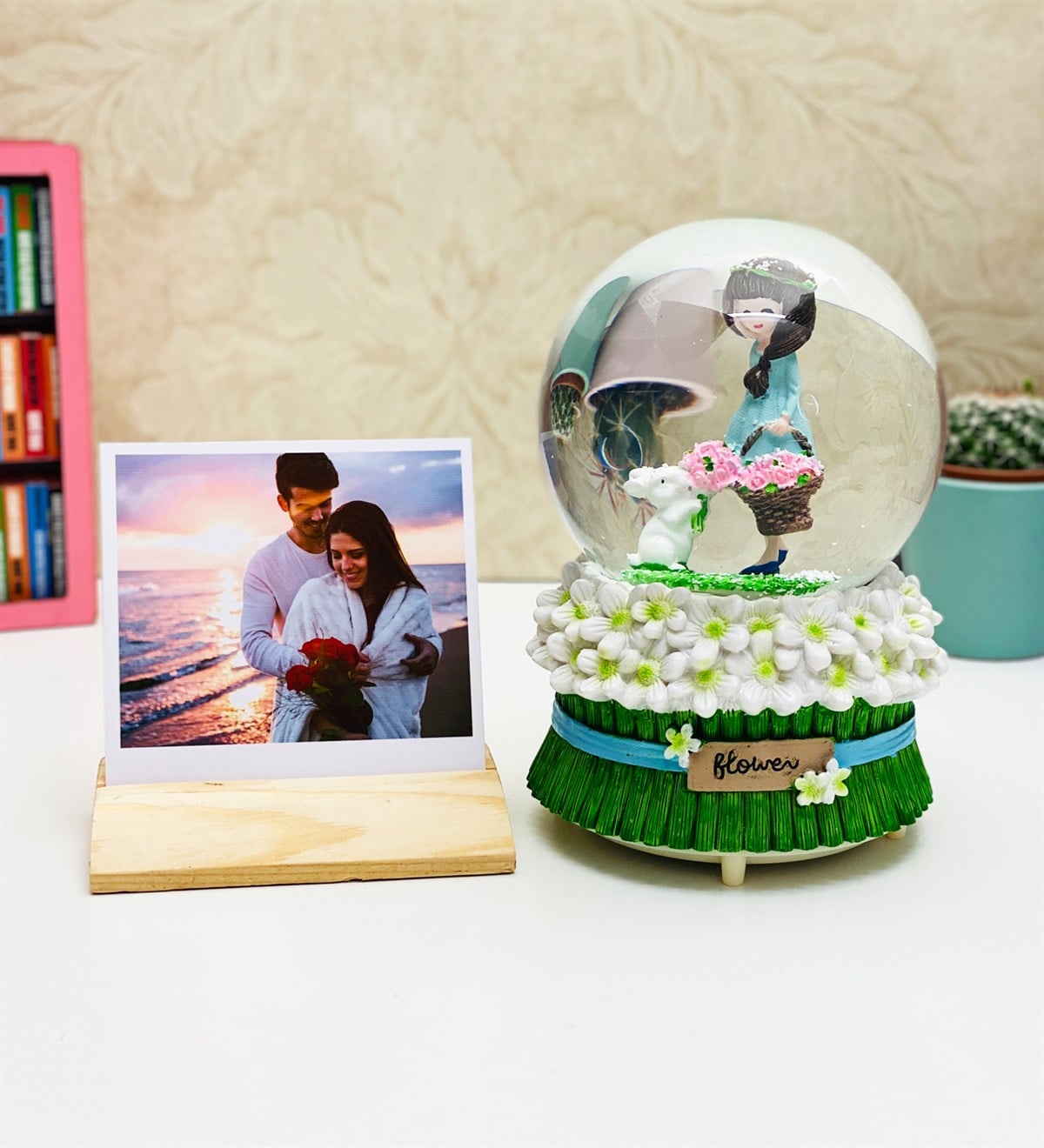 Kişiye Özel Ahşap Fotoğraf Tutucu Ve Sevgilisini Bekleyen Aşık SetGiftmoda Ko-Foto-Gm-1285-Tavşanlı-Set 