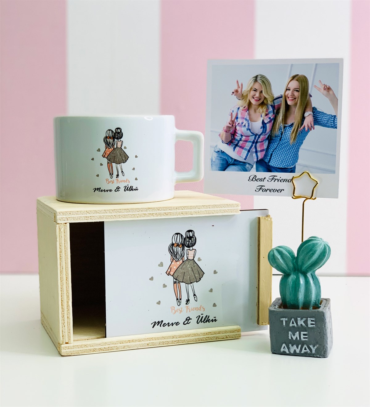 Kişiye Özel Best Friend Kutulu Kupa Ve Kaktüs Not TutacağıGiftmodaBest-Friend-Kutulu-Kupa-Not-Tutacağı