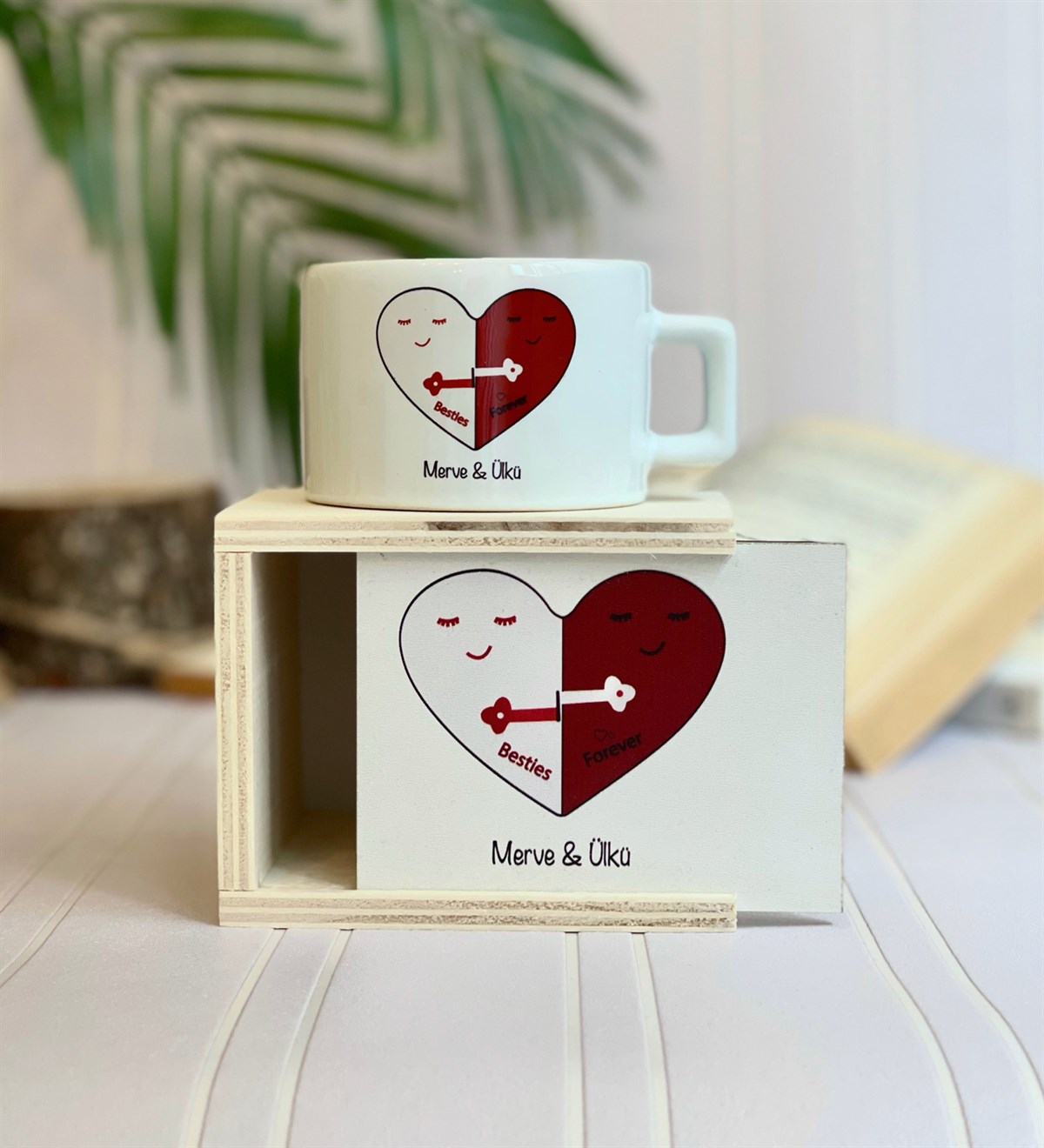 Kişiye Özel Best Friends Forover Tasarımlı Kutulu KupaGiftmodaGmkp100074