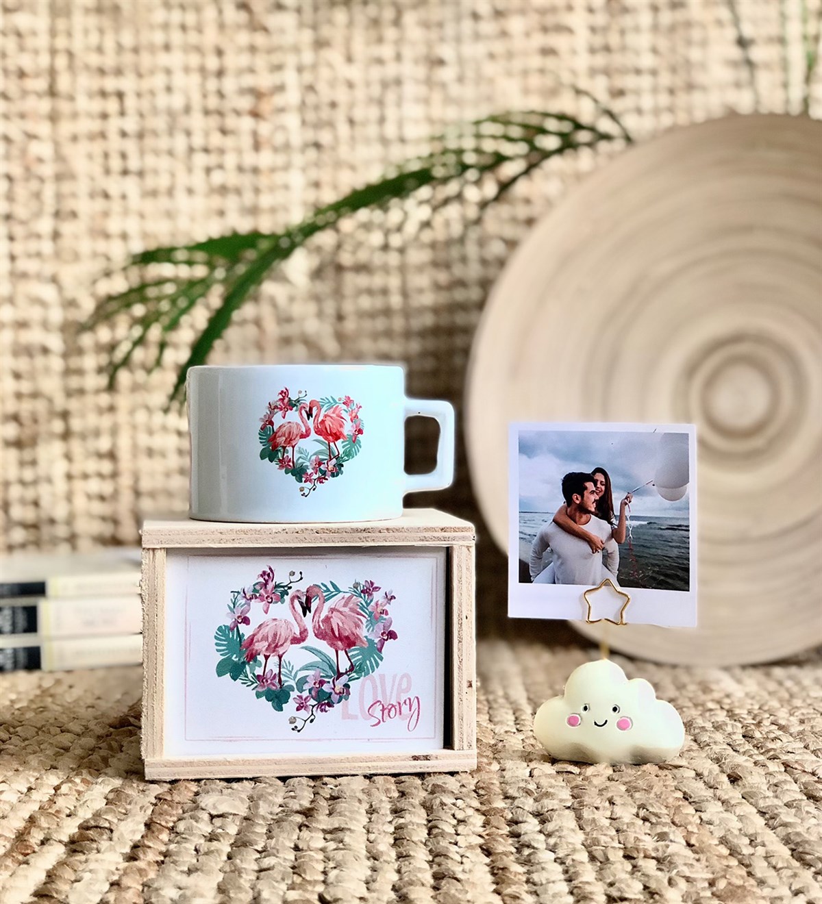 Kişiye Özel Bulut Not Tutucu Ve Flamingo Kutulu KupaGiftmoda GM-2113-K-Özel-Flamingo-Kupa