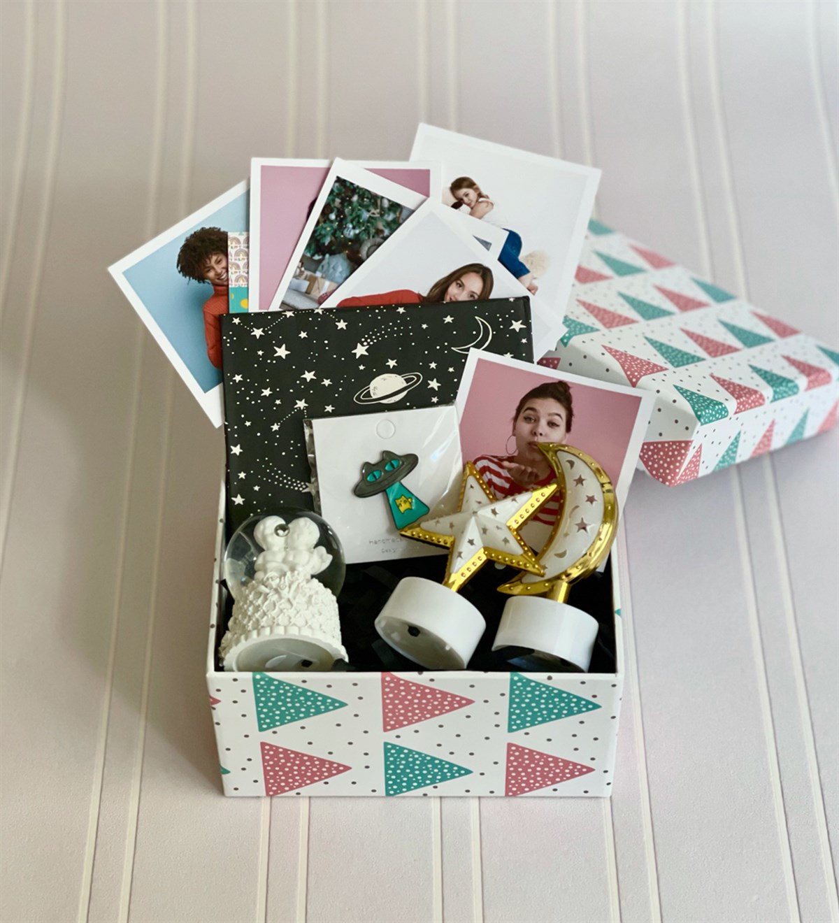 Kişiye Özel Galaxy Tasarımlı Hediye SetiGiftmodaGmhs100322