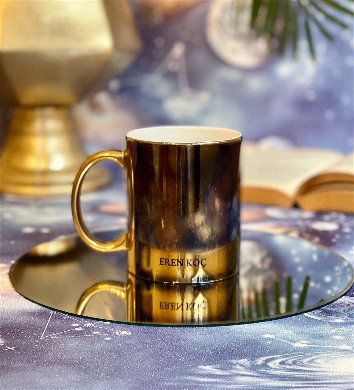 Kişiye Özel Lost İn Space Tasarımlı Gold Kupa GiftmodaGmkp100112