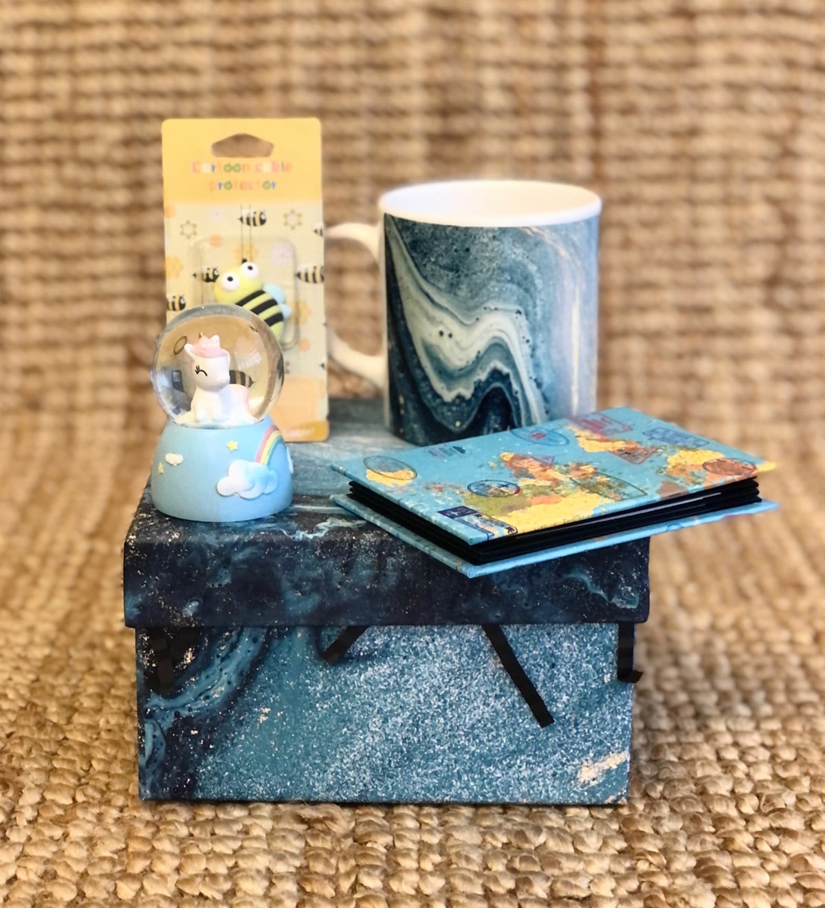 Kişiye Özel Mavi Ebruli Dolu Dolu Hediye SetiGiftmodaGmhs100024