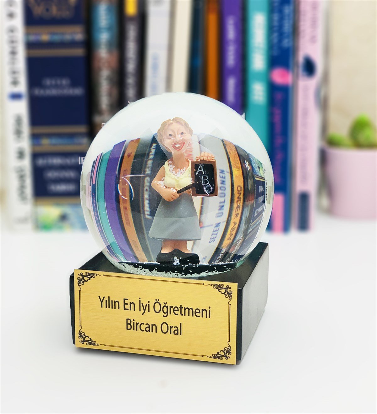 Kişiye Özel Yılın En İyi Öğretmeni Işıklı Kar KüresiGiftmodaWG-023-K-Özel