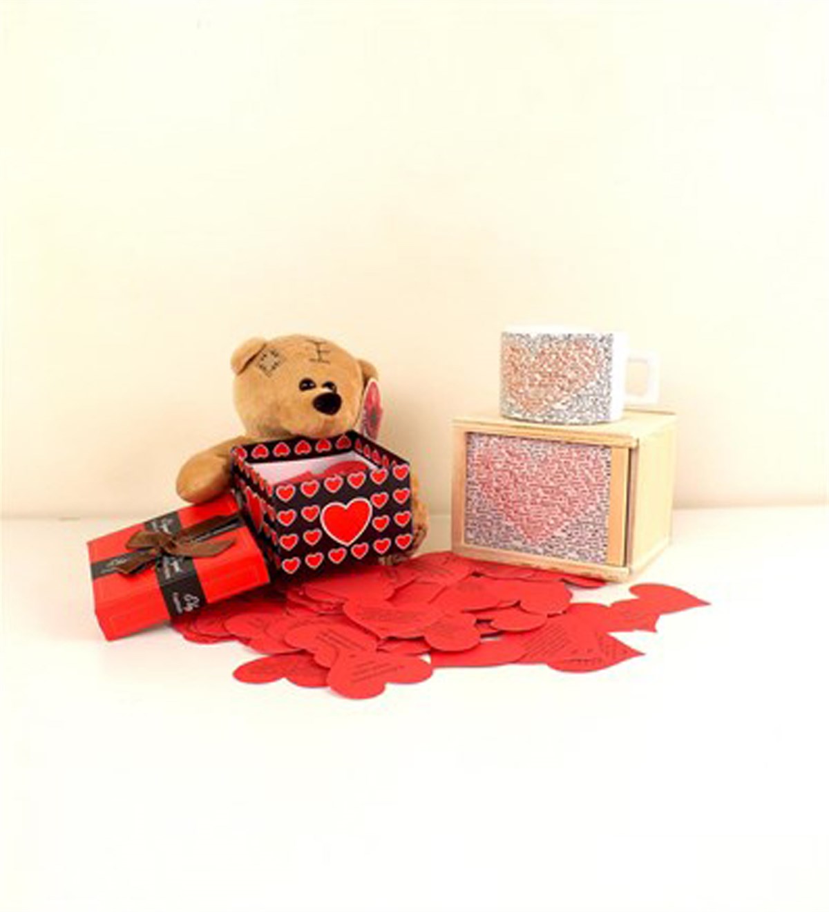 Konuşan Sevimli Ayıcık Ve 100 Dilde Seni Seviyorum Ahşap Kutuda Bardak