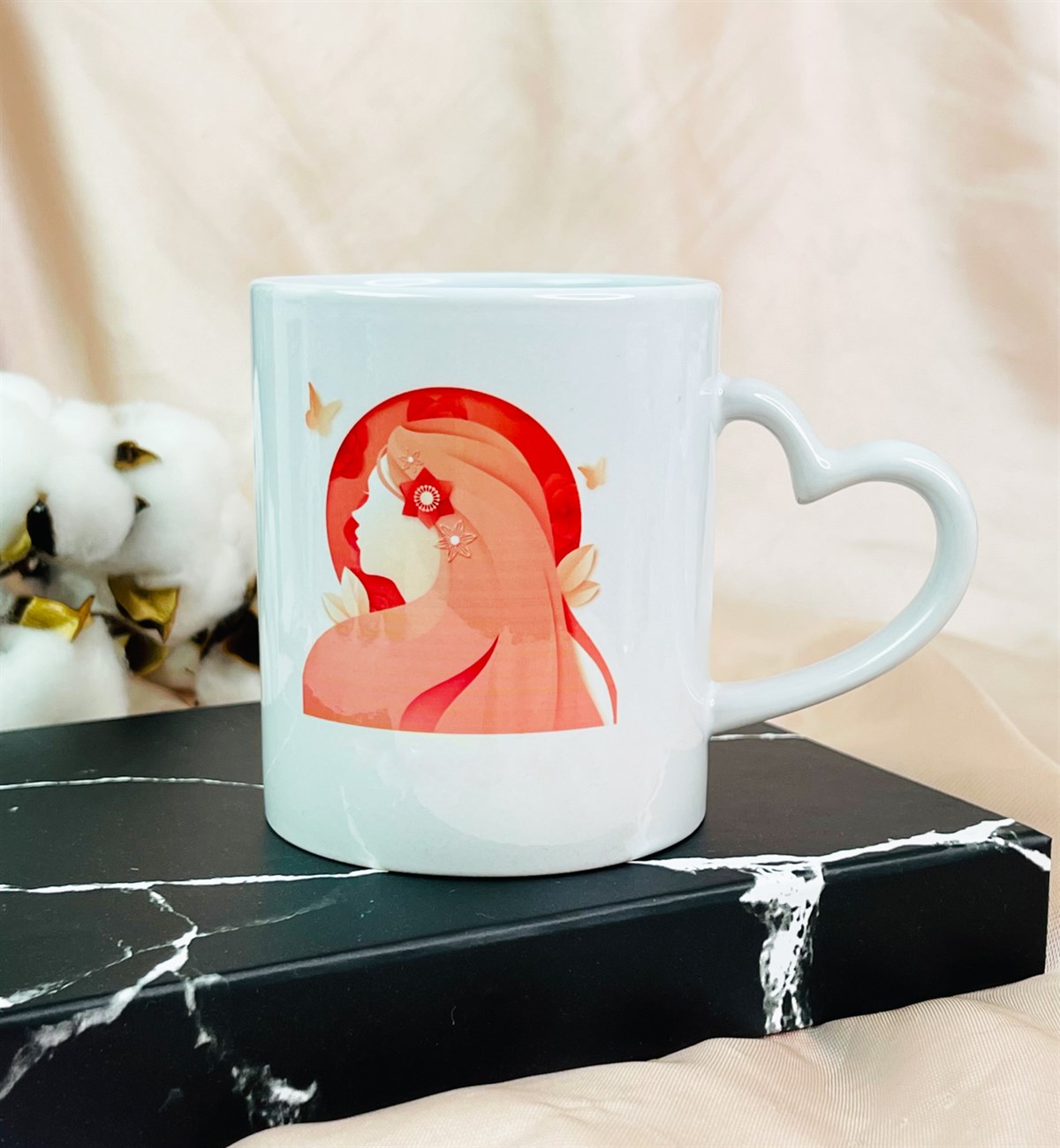 Kelebekli Kız Tasarımlı Kupa BardakgiftmodaGmkp100439