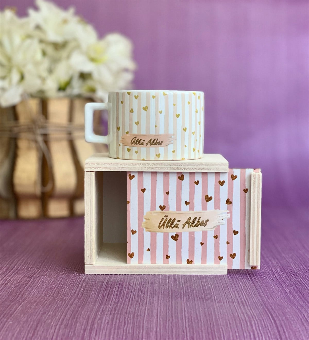 Kişiye Özel Altın Işıltılı Kalp Tasarımlı Kutulu KupagiftmodaGmkp100026-1