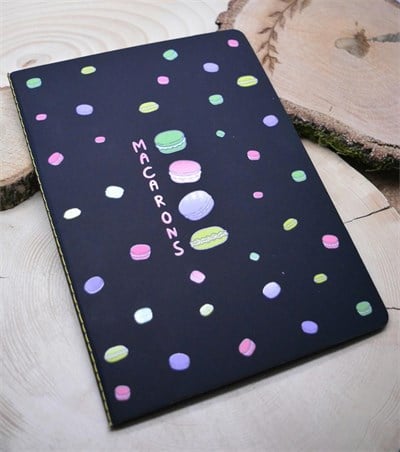 Makaron Tasarımlı Siyah Yapraklı Defter