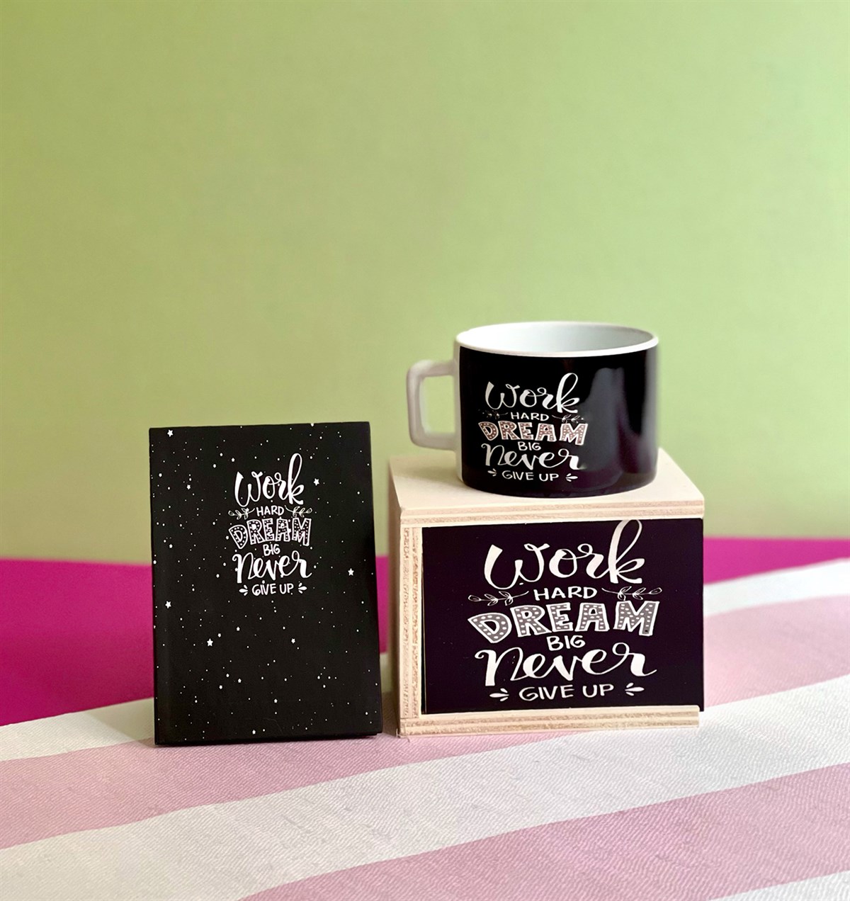 Work Hard Dream Mini Fotoğraf Albümü ve Kutulu Kupa GiftmodaGmhs101054