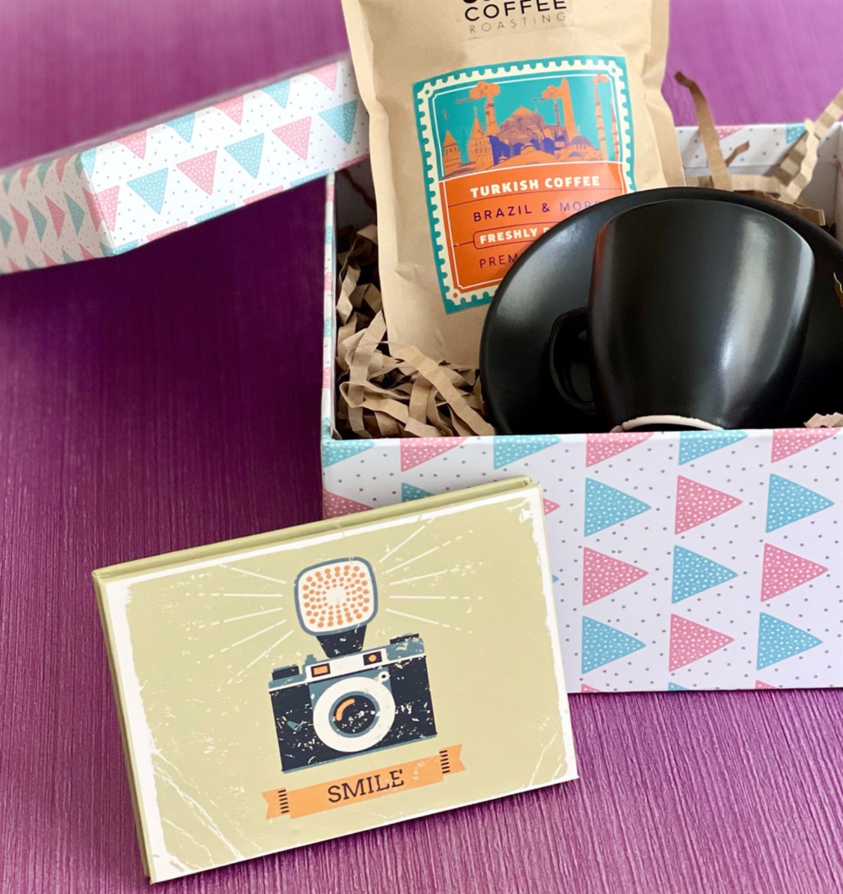Türk Kahvesi Fincanı Smile Mini Fotoğraf Albümü ve Türk Kahvesi Mini Hediye Seti GiftmodaGmhs100974