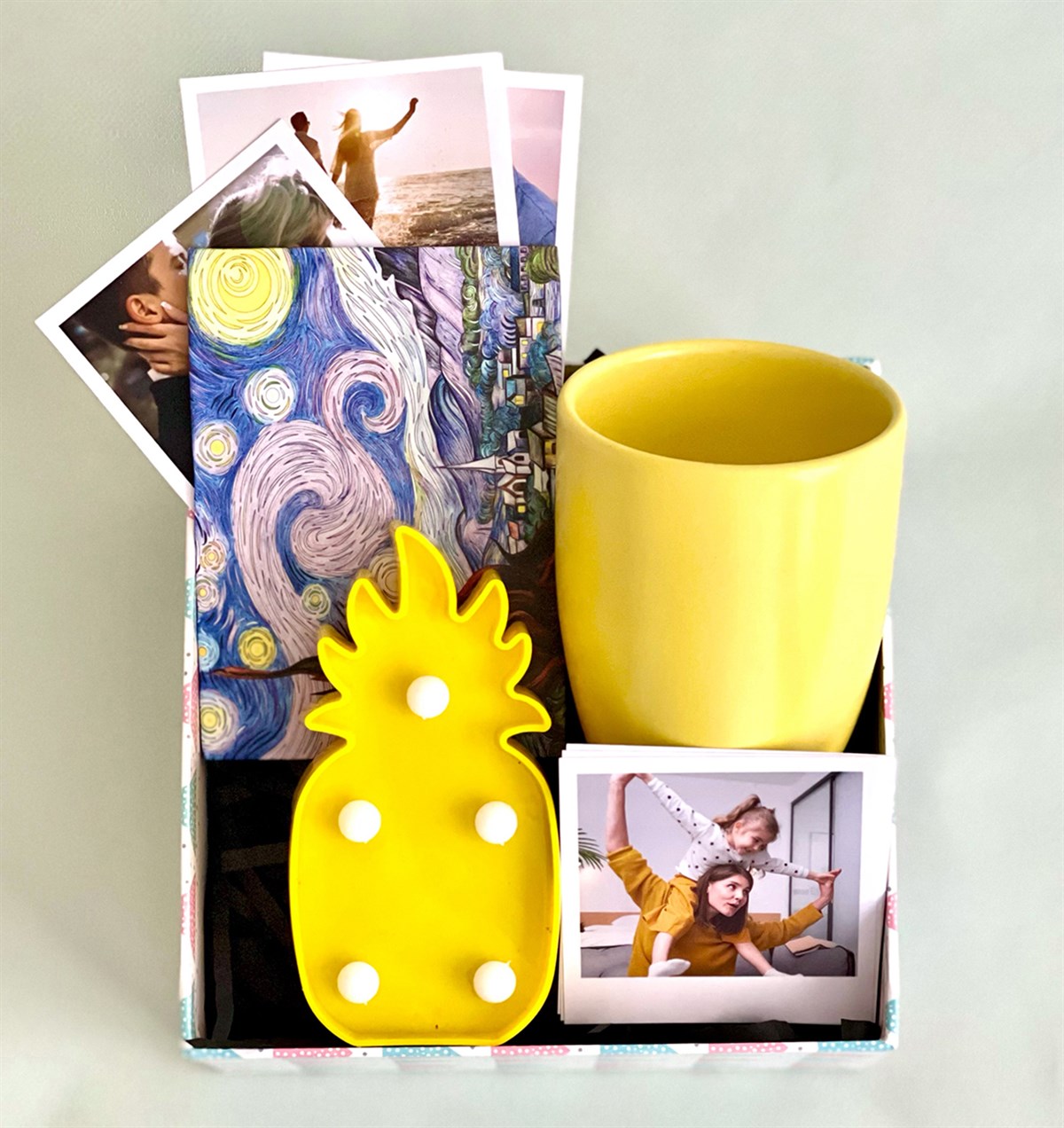 Kişiye Özel Fotoğraflı 9 cm Bulut Kupa Mini Fotoğraf Albümü ve Led Lamba Mini Hediye SetiGiftmodaGmhs100972