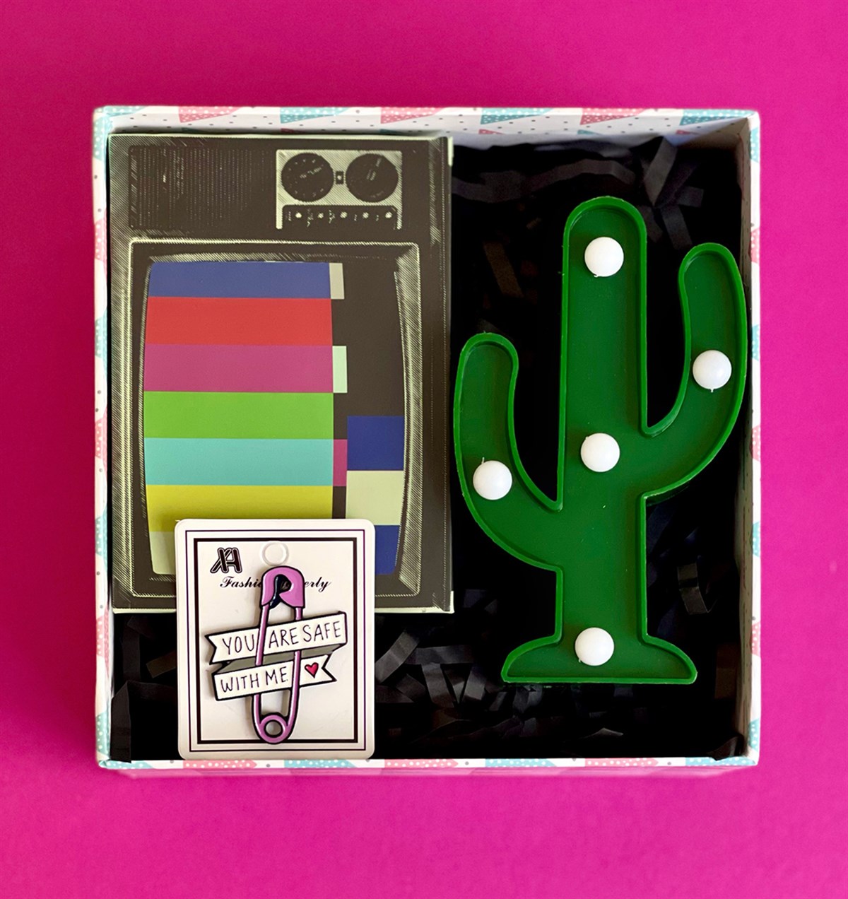 Kaktüs Led Lamba Rozet ve Nostaljik Tv Mini Fotoğraf Albümü Hediye SetiGiftmodaGmhs101017