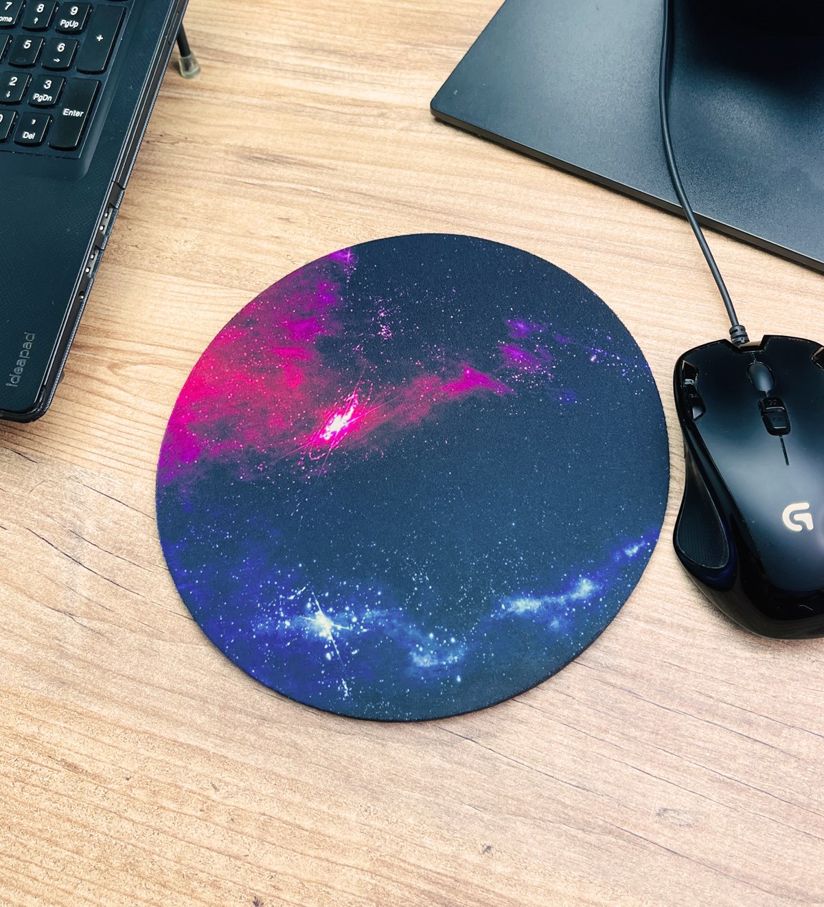 Space Tasarımlı Oval Mouse Pad	giftmodaGmms000009