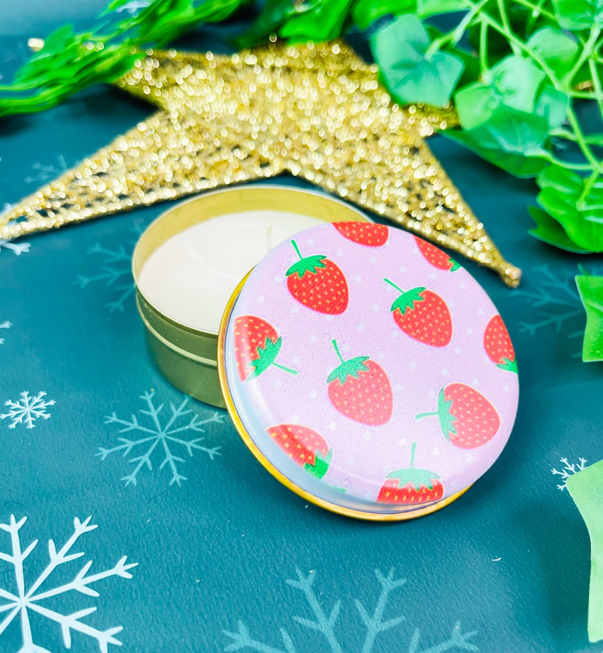 Çilek Tasarımlı Kokulu Teneke MumgiftmodaGmmum0027